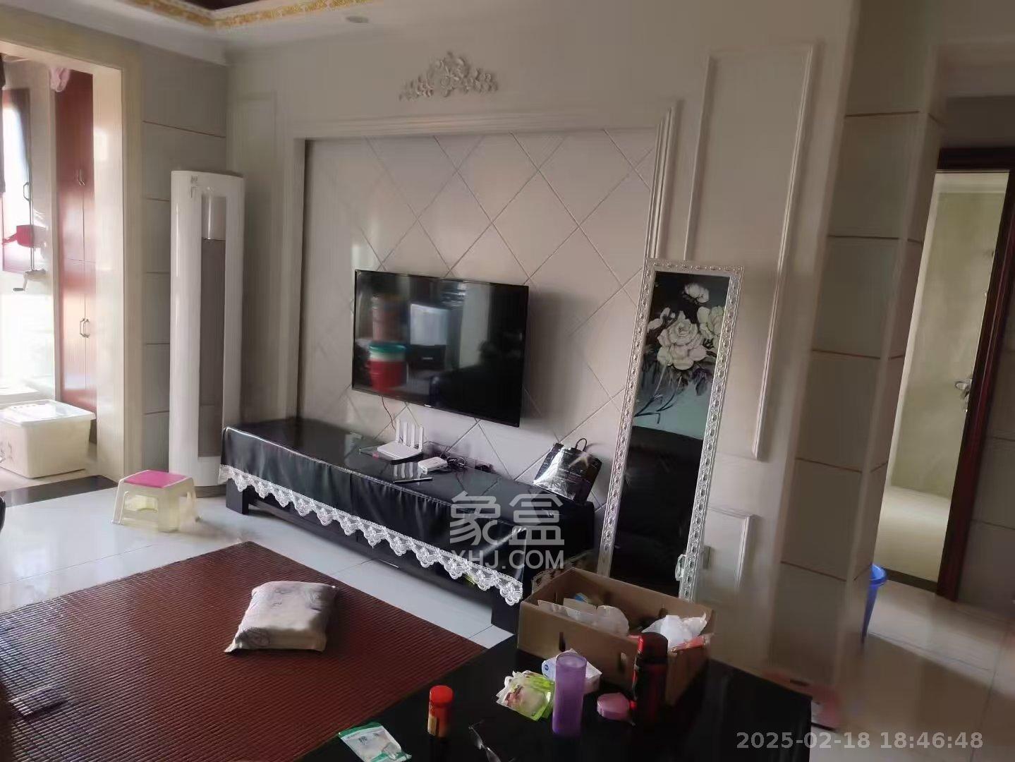 新城国际花都  2室2厅1卫    1600.0元/月 新城国际花都  2室2厅1卫    1600.0元/月