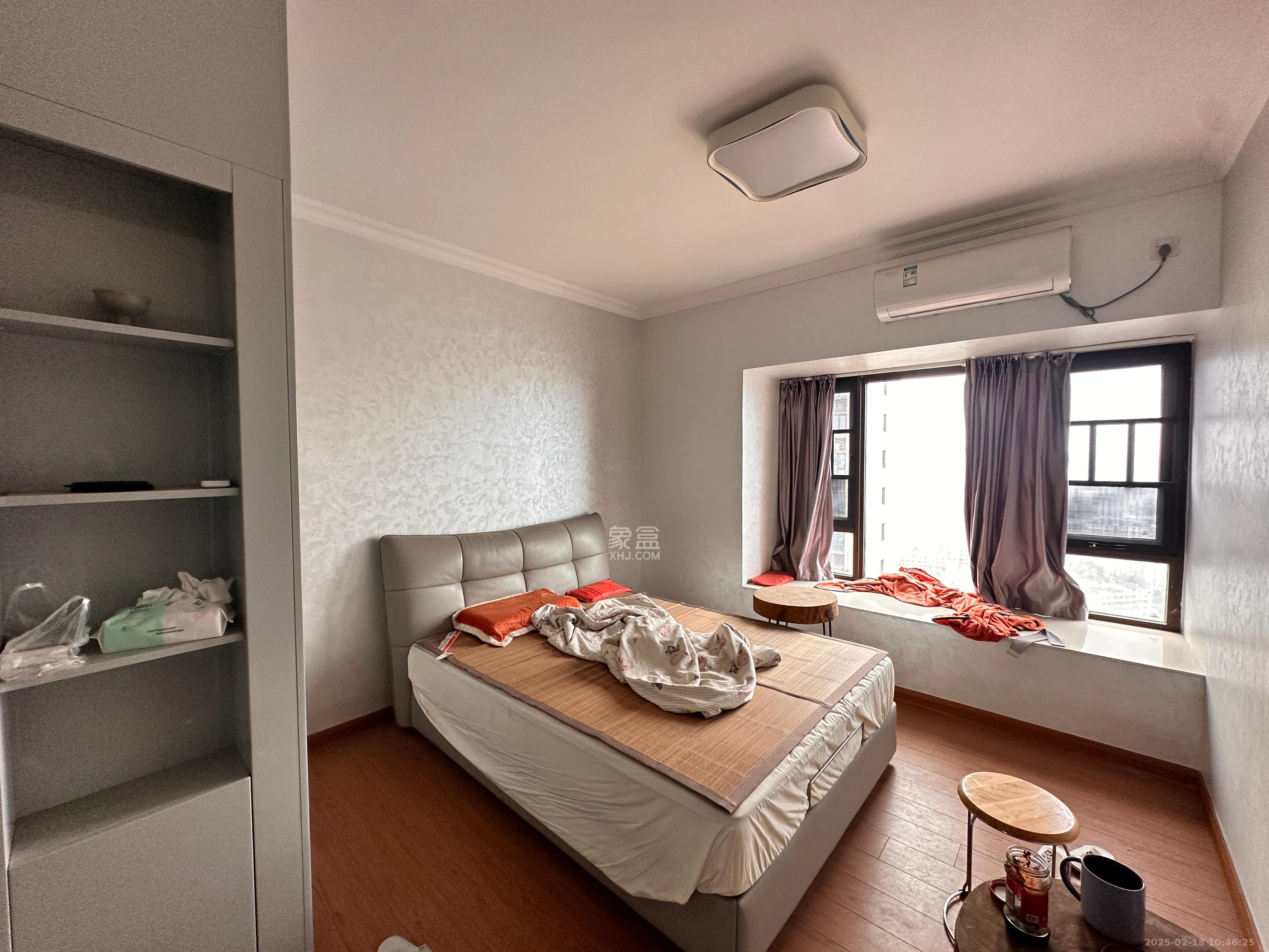 碧桂园高尔夫花园 4室2厅2卫 2400.0元/月 碧桂园高尔夫花园 4室2厅2卫 2400.0元/月室内图