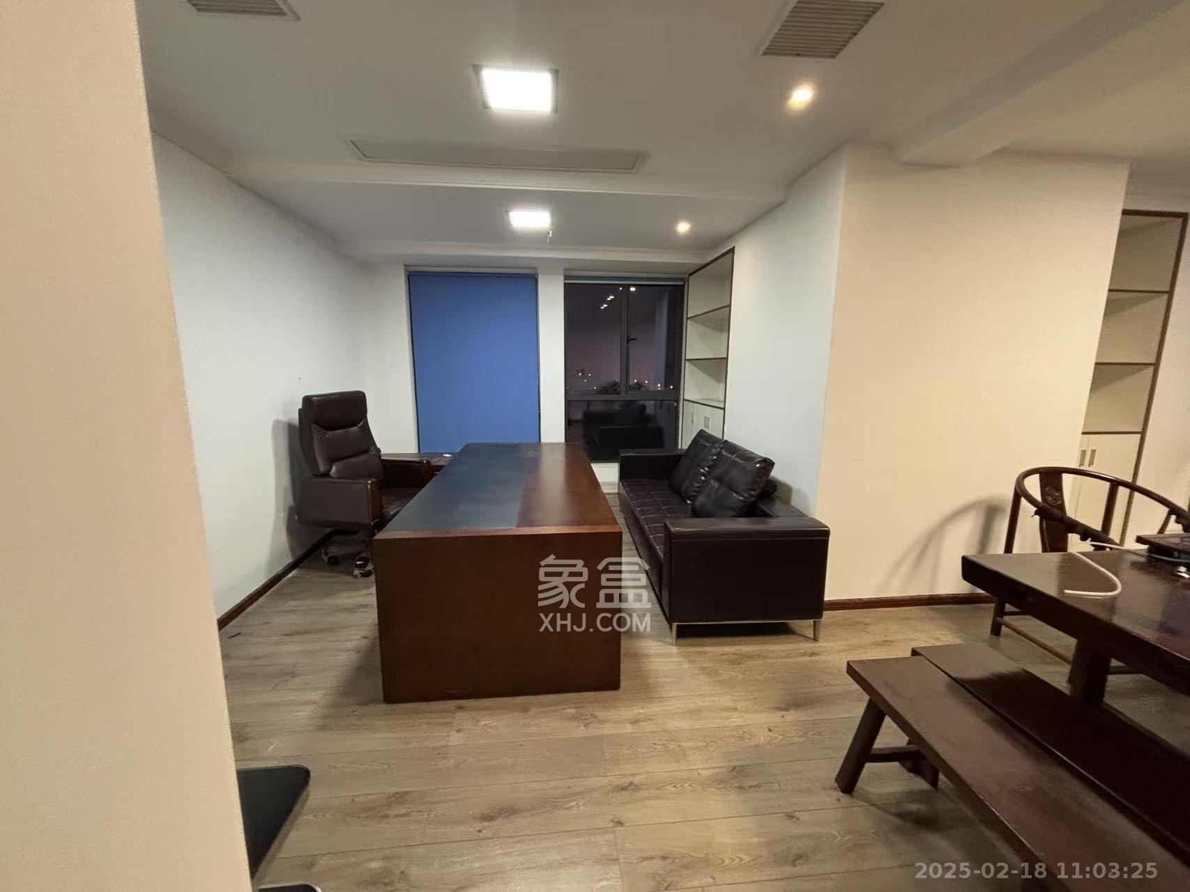长城万富汇   350.0㎡     15000.00元/月室内图