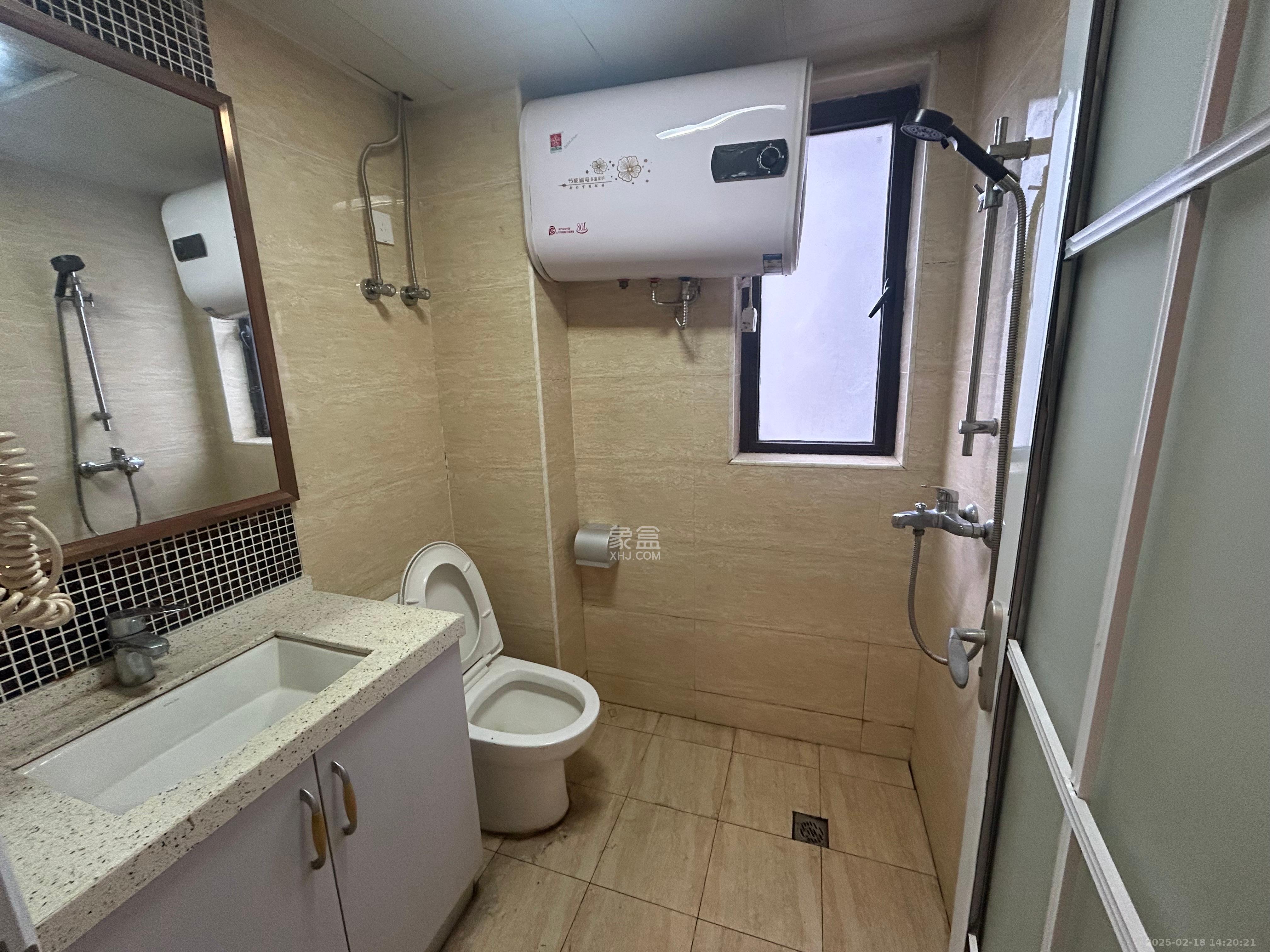 五江天街北区 1室1厅1卫 1400.0元/月 五江天街北区 1室1厅1卫 1400.0元/月室内图