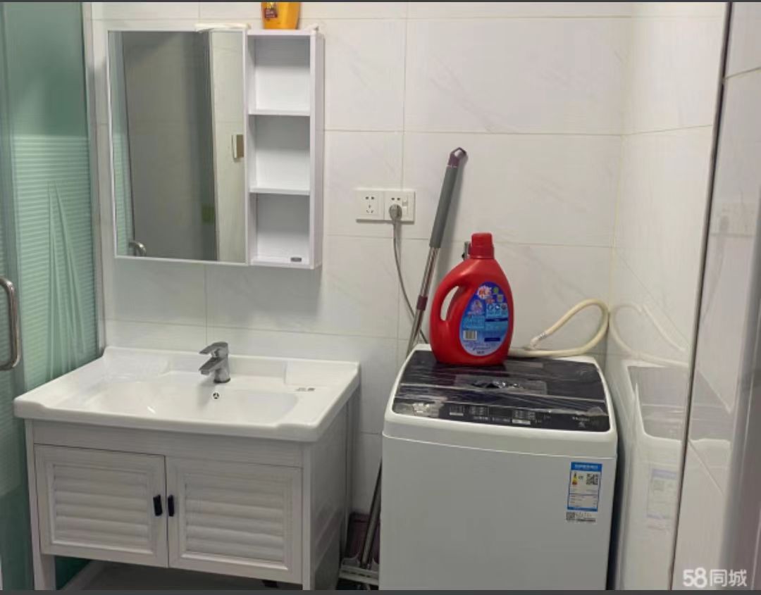 新九龙环球商业广场 2室1厅1卫 1000.0元/月 新九龙环球商业广场 2室1厅1卫 1000.0元/月室内图