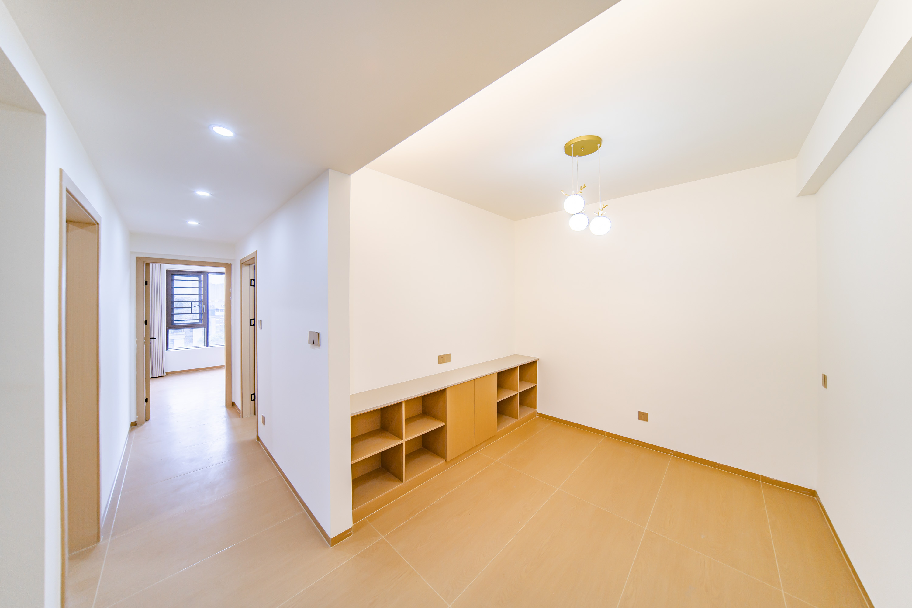 洋湖18克拉(旷远洋湖18克拉)  4室2厅2卫   149.80万 洋湖18克拉(旷远洋湖18克拉)  4室2厅2卫   149.80万其他