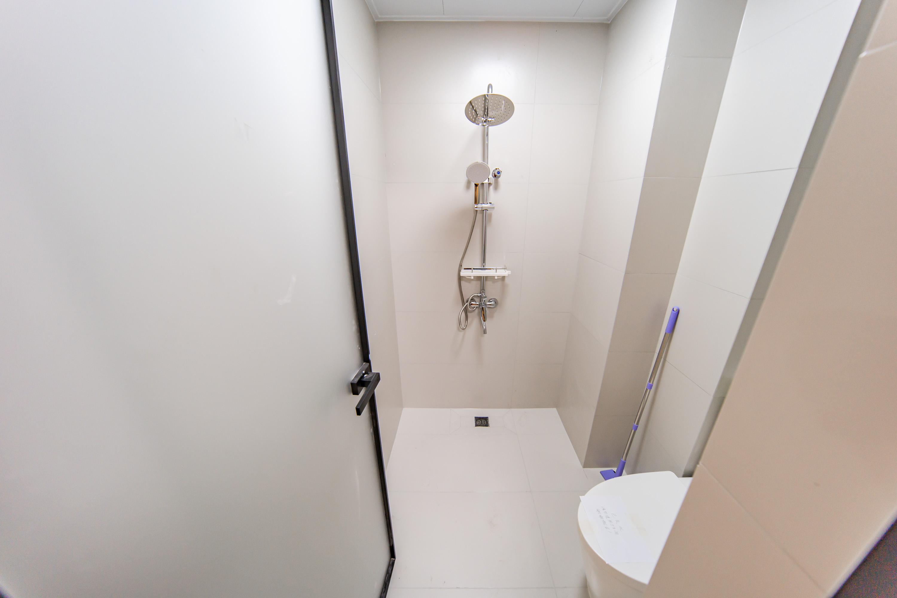 洋湖18克拉(旷远洋湖18克拉)  4室2厅2卫   149.80万 洋湖18克拉(旷远洋湖18克拉)  4室2厅2卫   149.80万卫生间