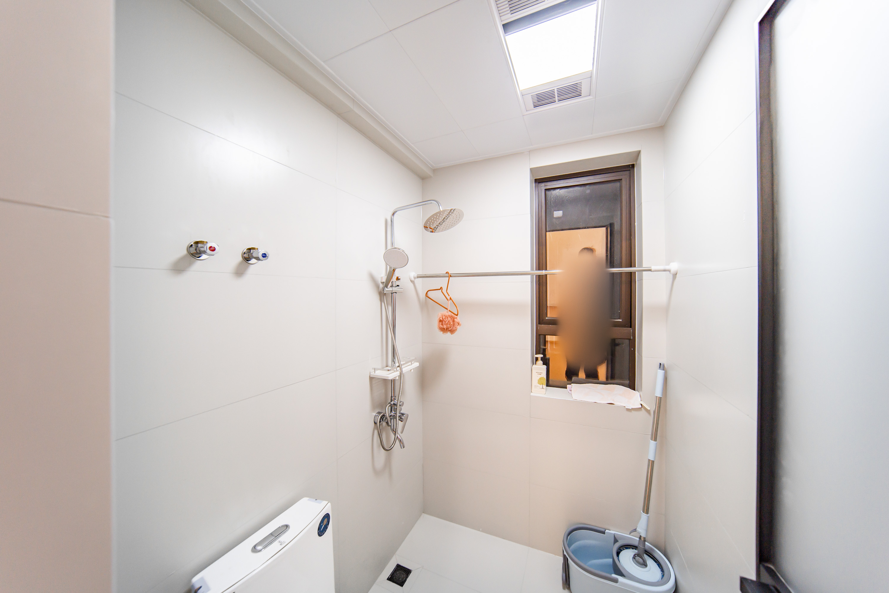 洋湖18克拉(旷远洋湖18克拉)  4室2厅2卫   149.80万 洋湖18克拉(旷远洋湖18克拉)  4室2厅2卫   149.80万卫生间