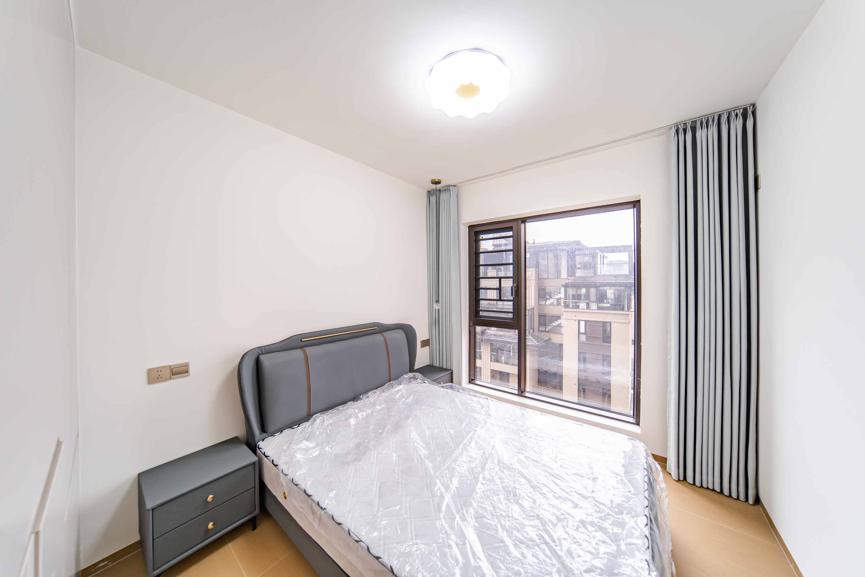 洋湖18克拉(旷远洋湖18克拉)  4室2厅2卫   149.80万 洋湖18克拉(旷远洋湖18克拉)  4室2厅2卫   149.80万卧室