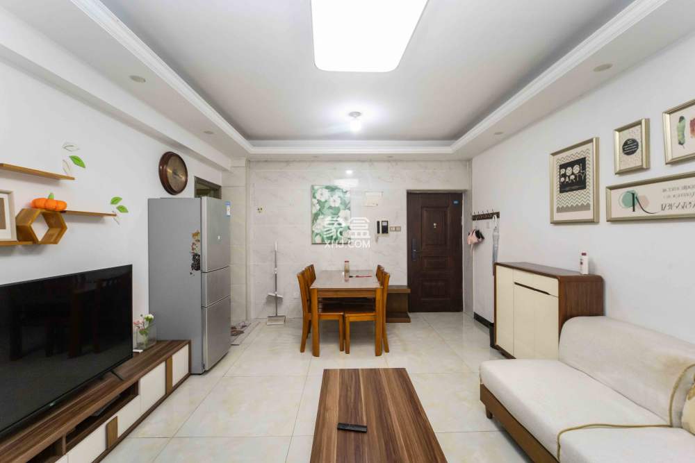 百纳广场（百纳公寓）