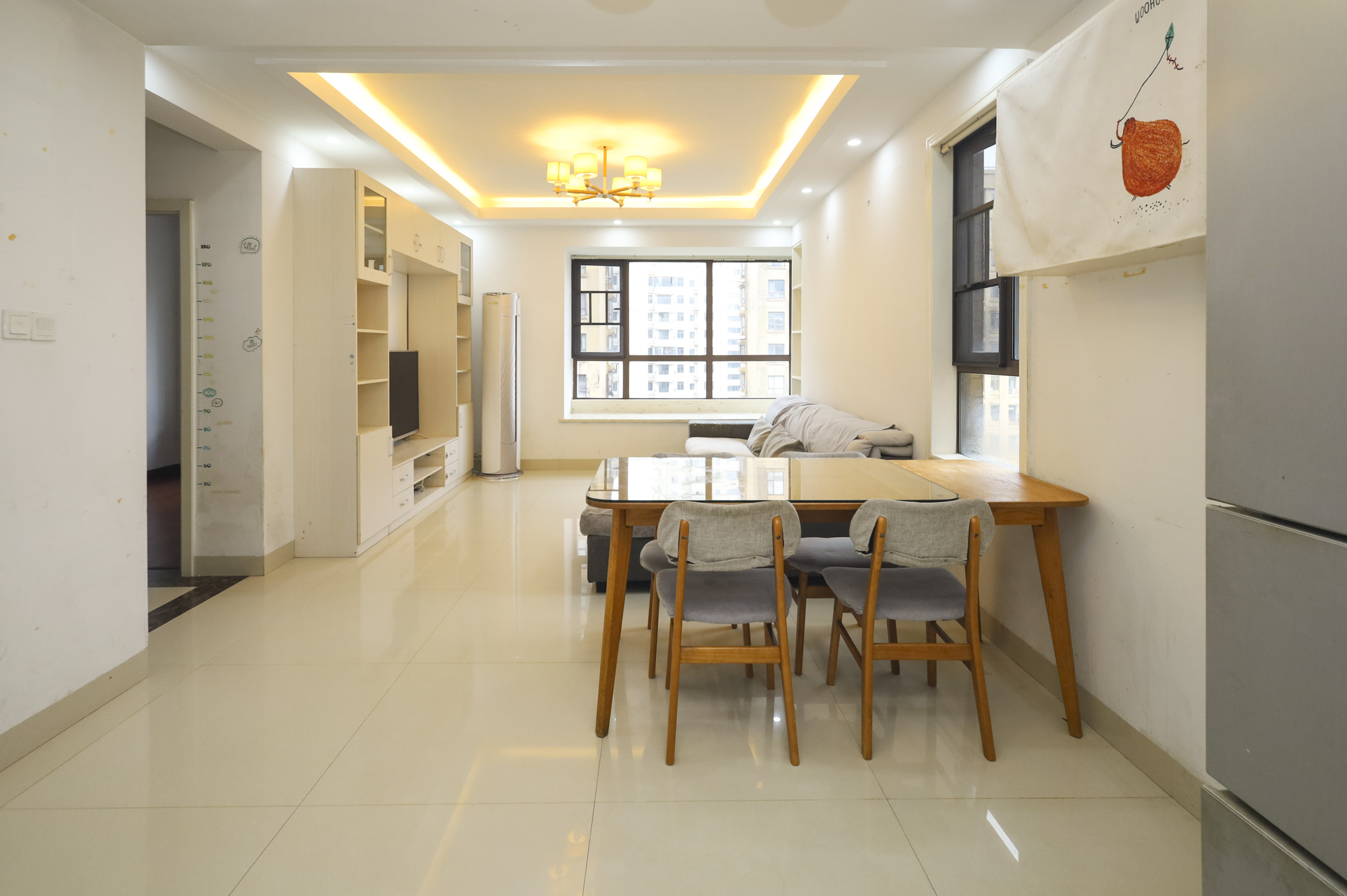 山语城二期 3室2厅1卫 63.0万 山语城二期 3室2厅1卫 63.0万客厅