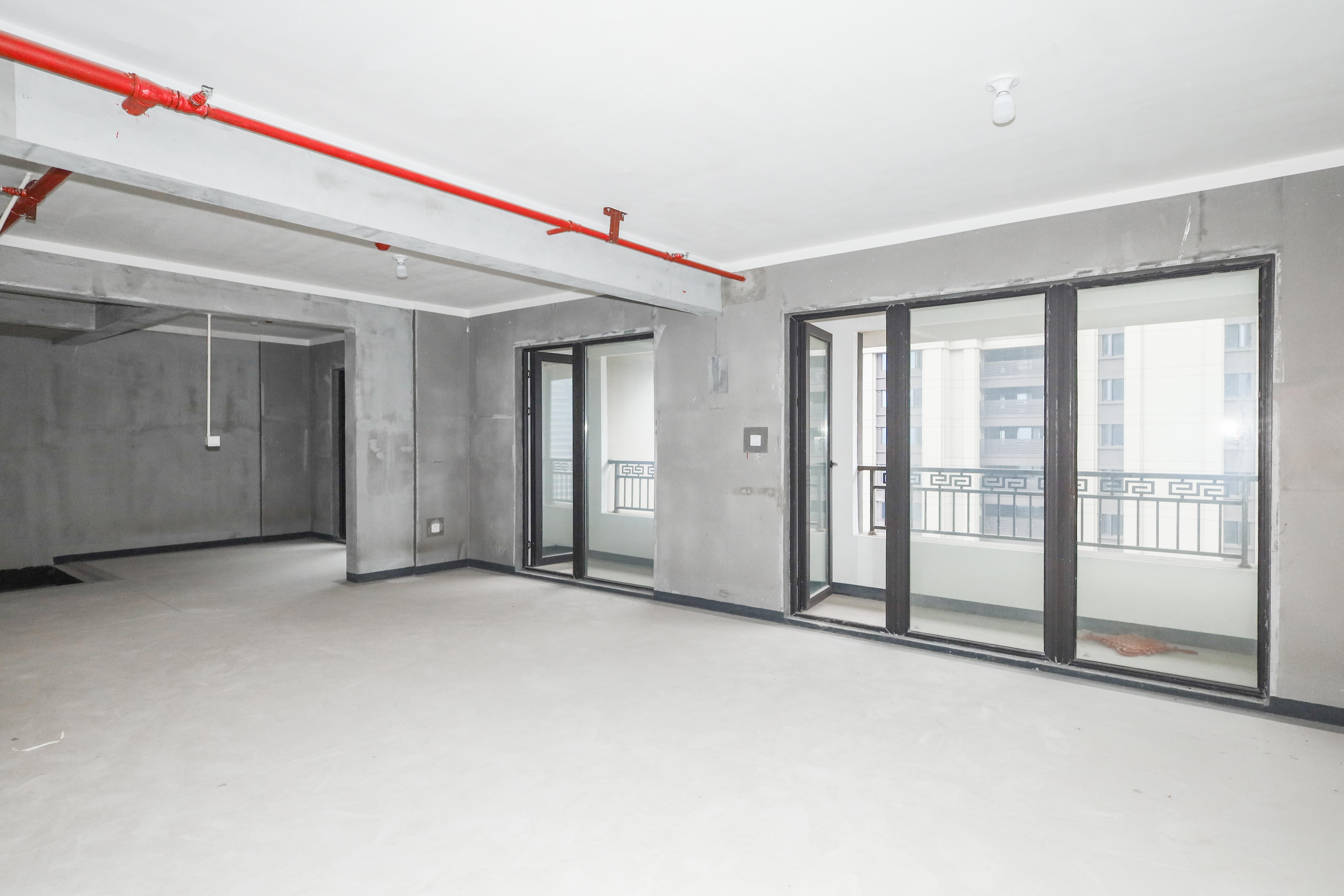 建发央著  4室2厅2卫   200.00万
