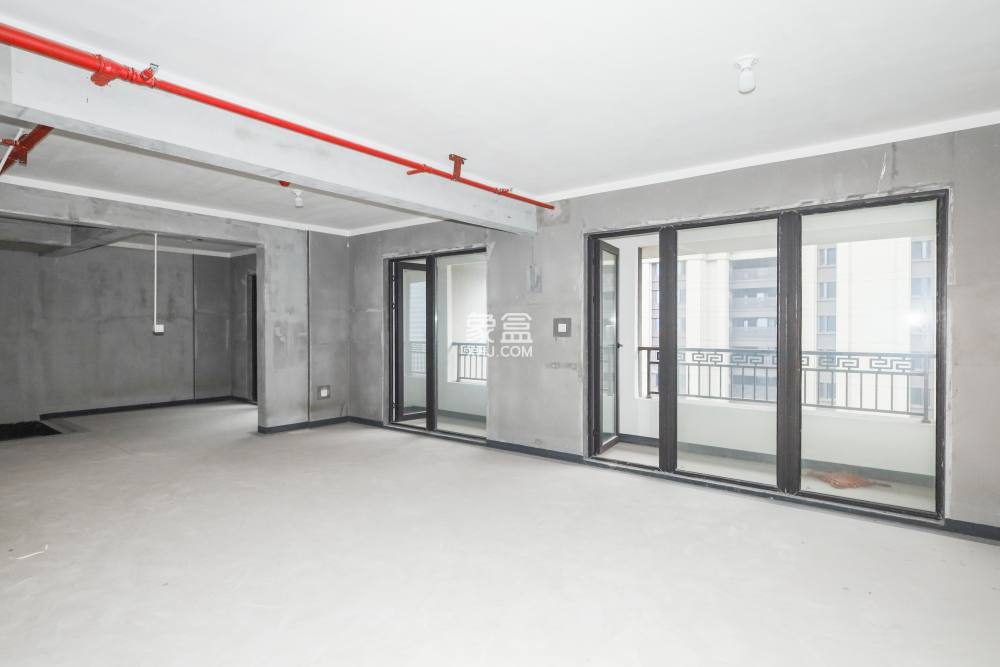 建发央著  4室2厅2卫   200.00万
