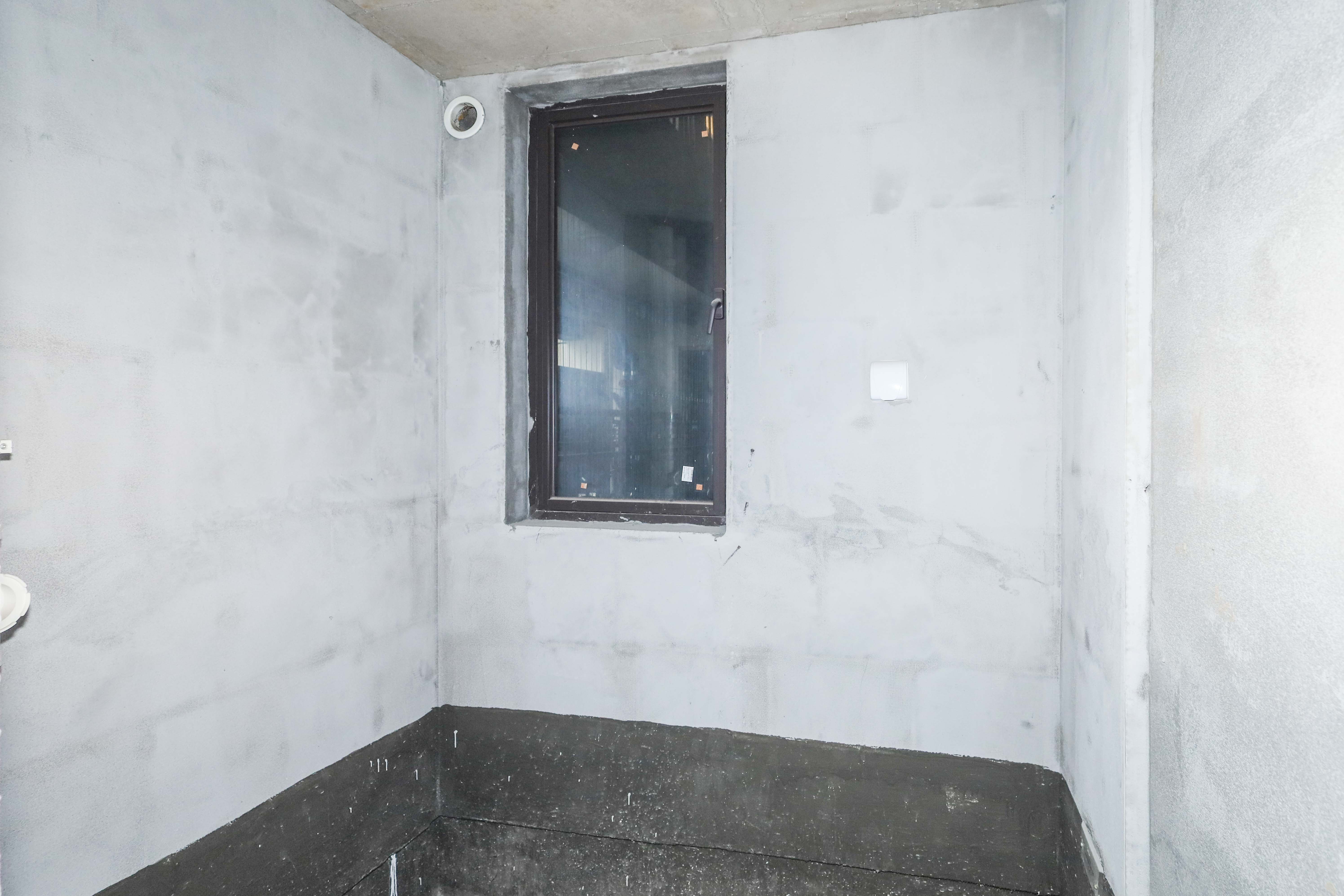 建发央著  4室2厅2卫   200.00万卫生间