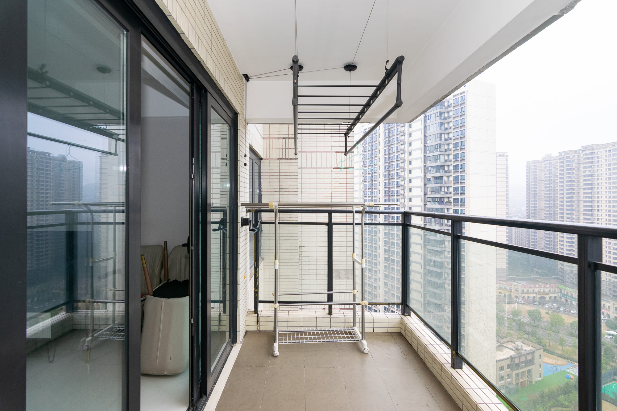 时代年华 3室2厅2卫 82.0万 时代年华 3室2厅2卫 82.0万阳台