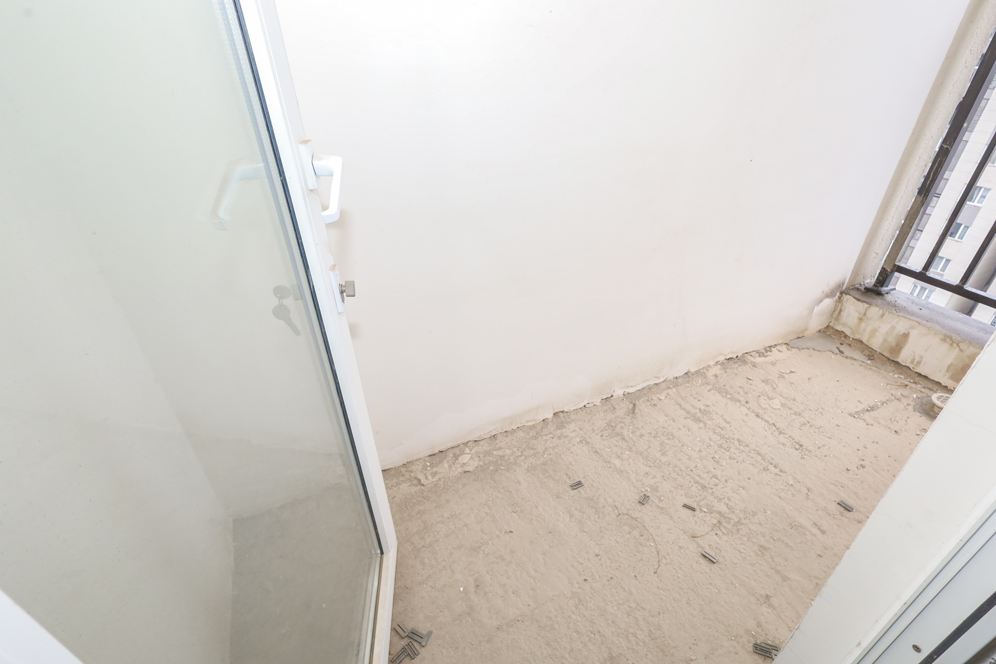 当代滨江MOMA 3室2厅1卫 126.0万 当代滨江MOMA 3室2厅1卫 126.0万阳台