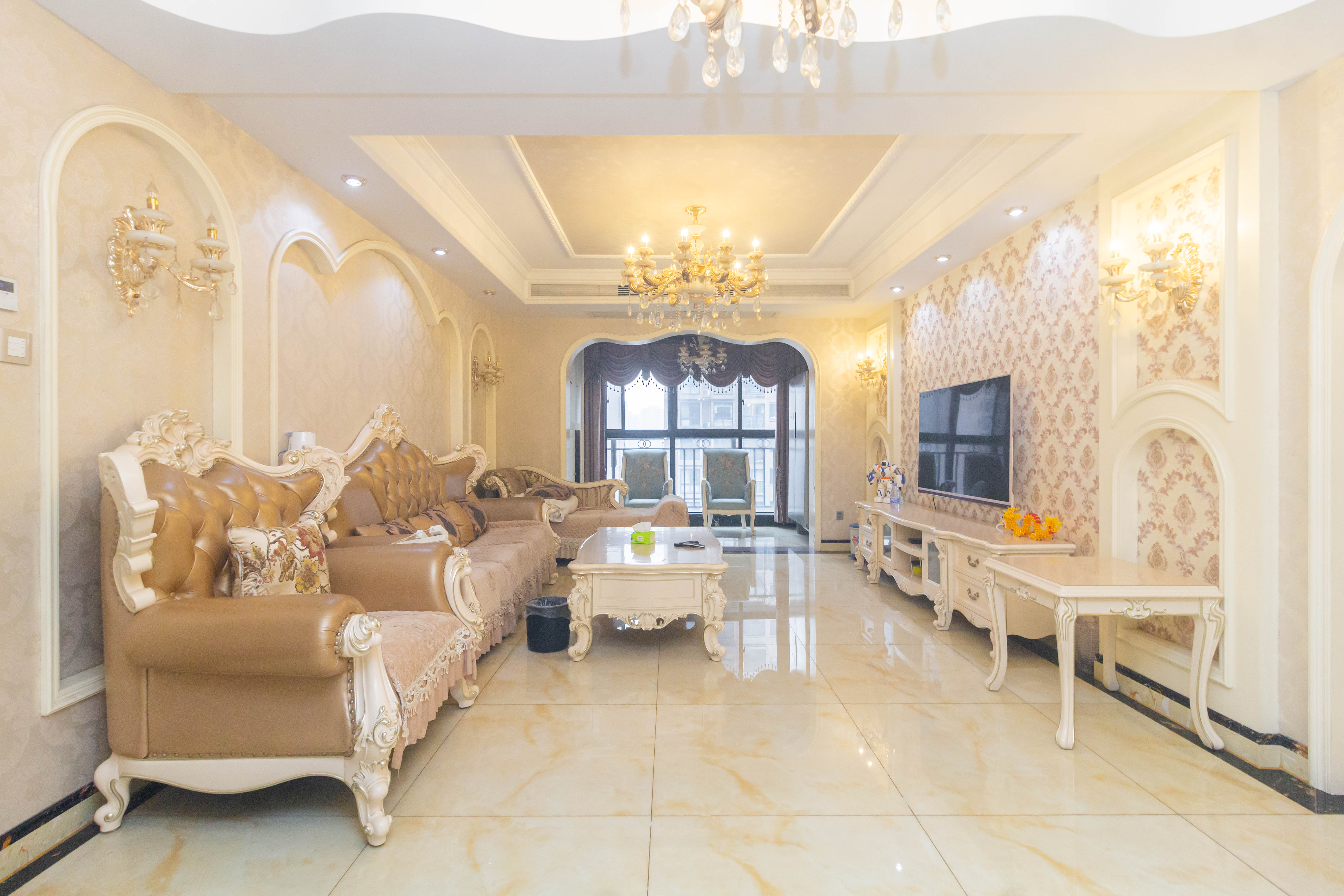 康桥长郡 3室2厅2卫 89.1万 康桥长郡 3室2厅2卫 89.1万客厅