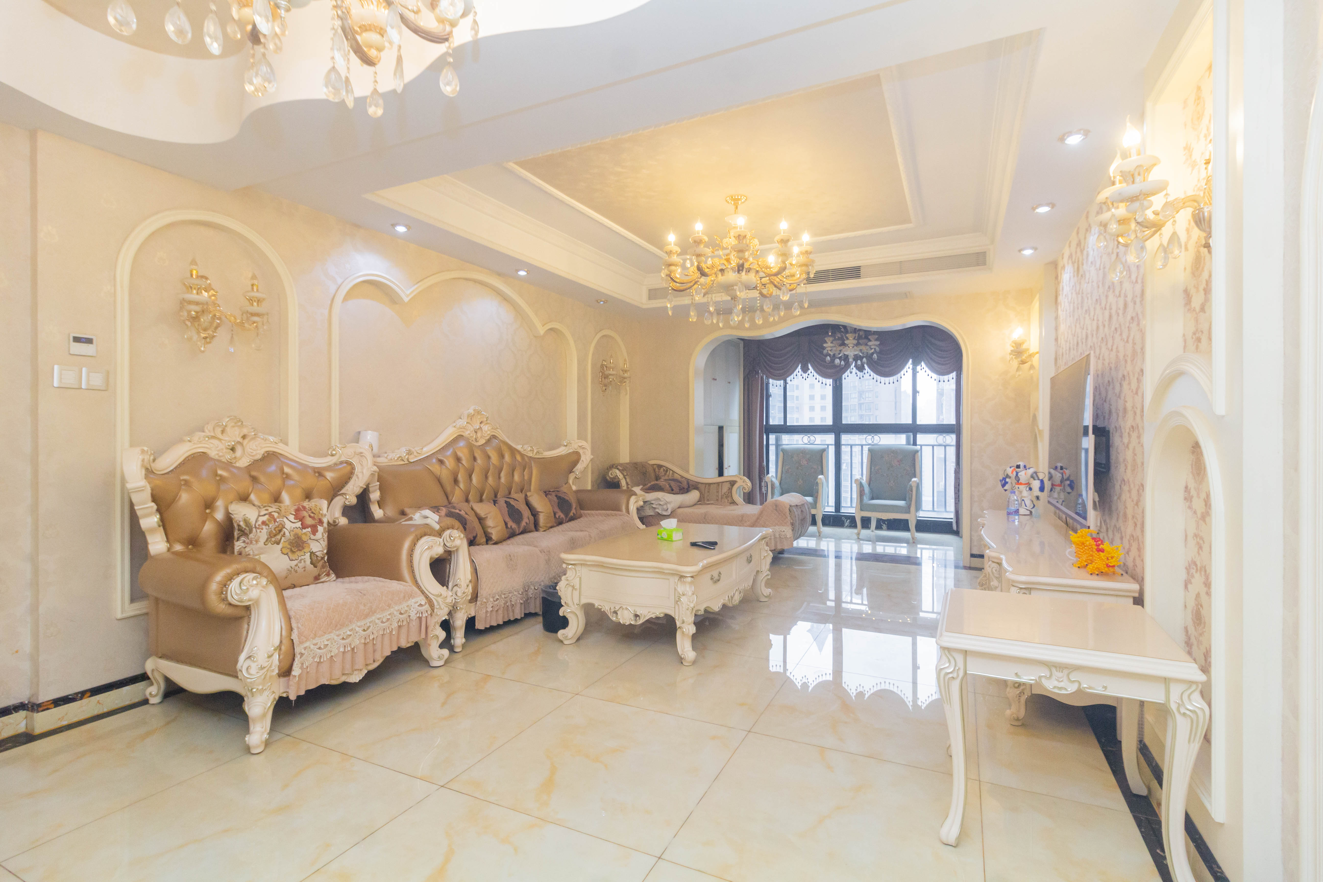 康桥长郡 3室2厅2卫 89.1万 康桥长郡 3室2厅2卫 89.1万客厅