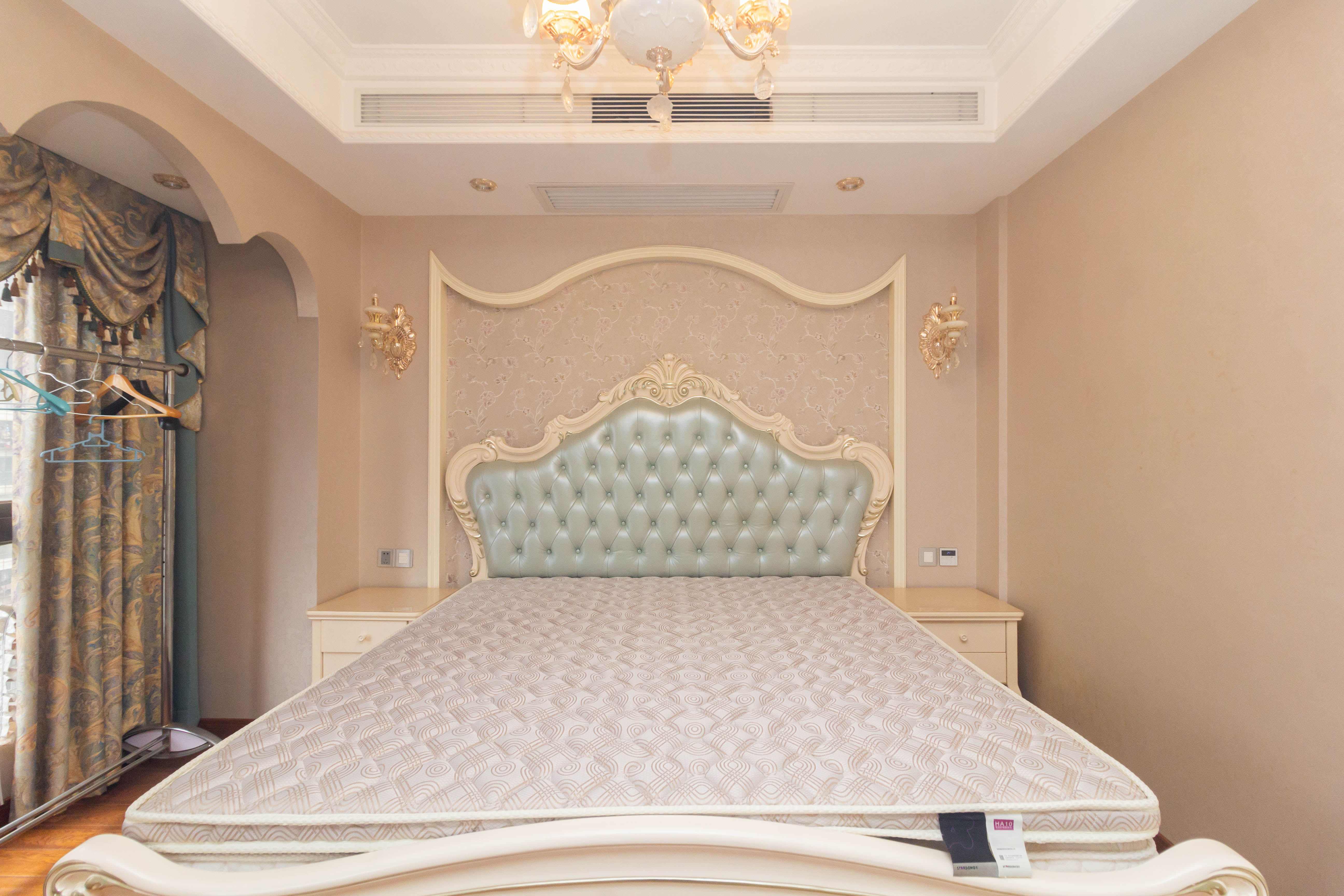 康桥长郡 3室2厅2卫 89.1万 康桥长郡 3室2厅2卫 89.1万卧室