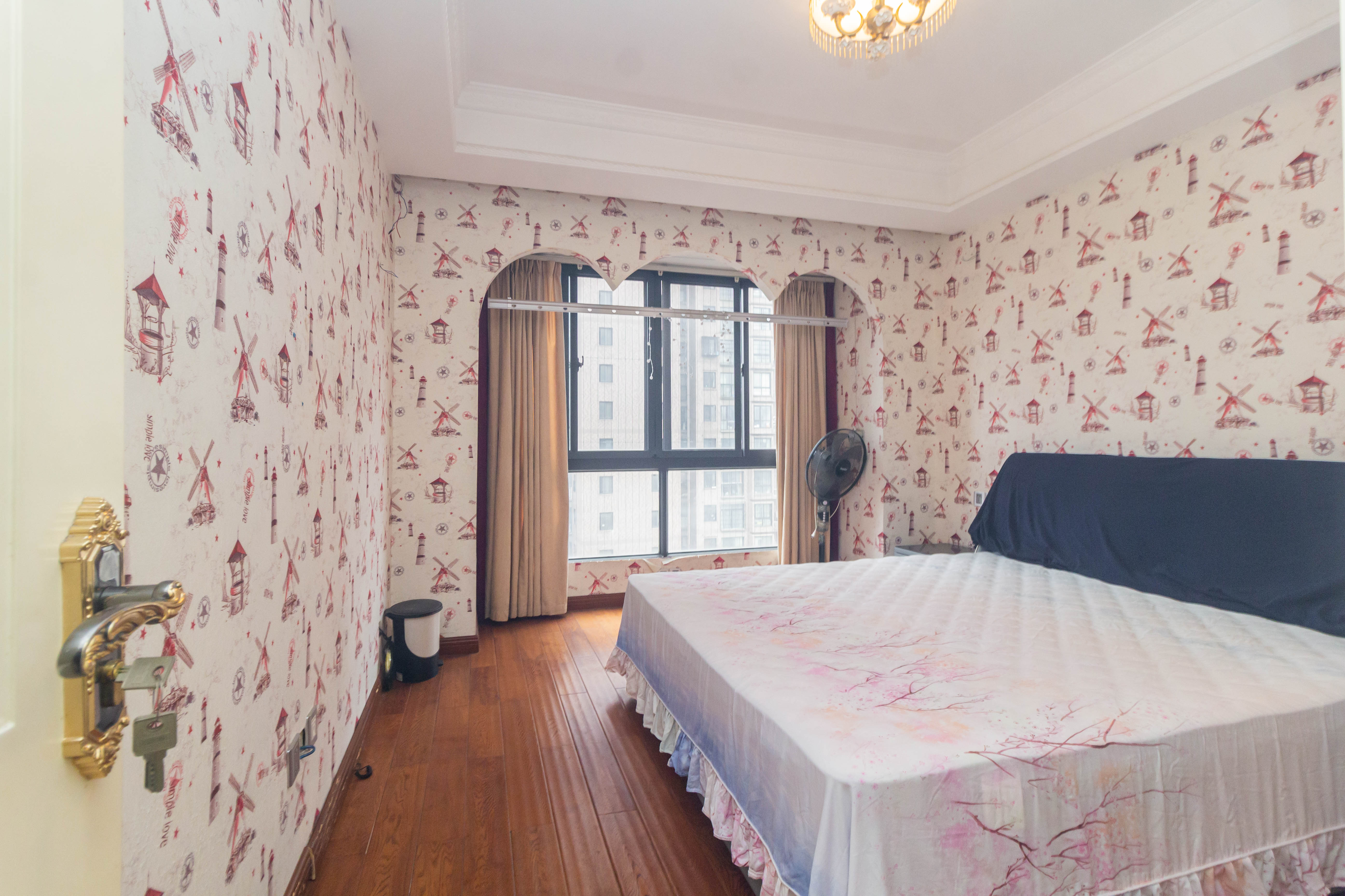 康桥长郡 3室2厅2卫 89.1万 康桥长郡 3室2厅2卫 89.1万卧室