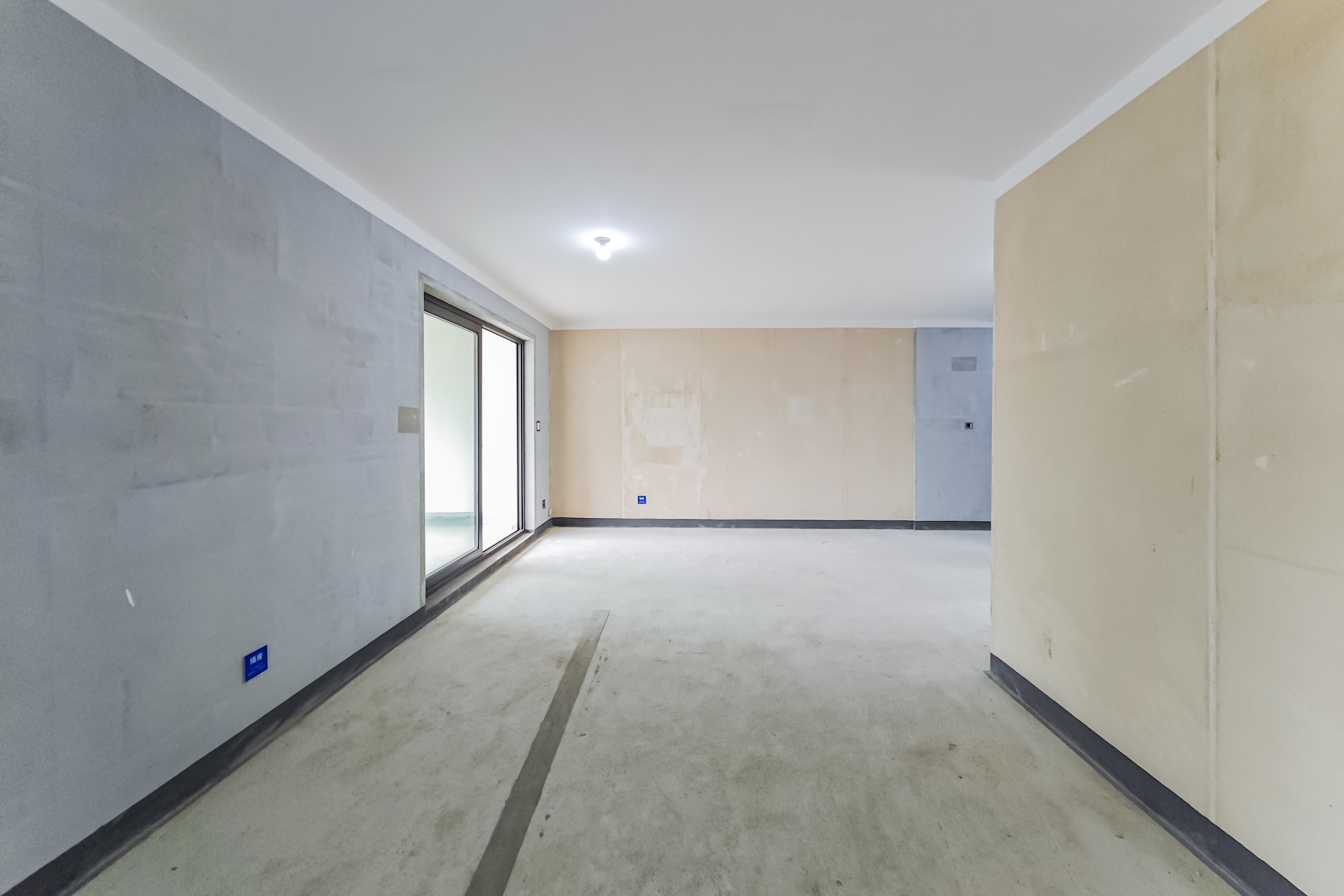 建发玖洲观澜  4室2厅2卫   210.00万其他