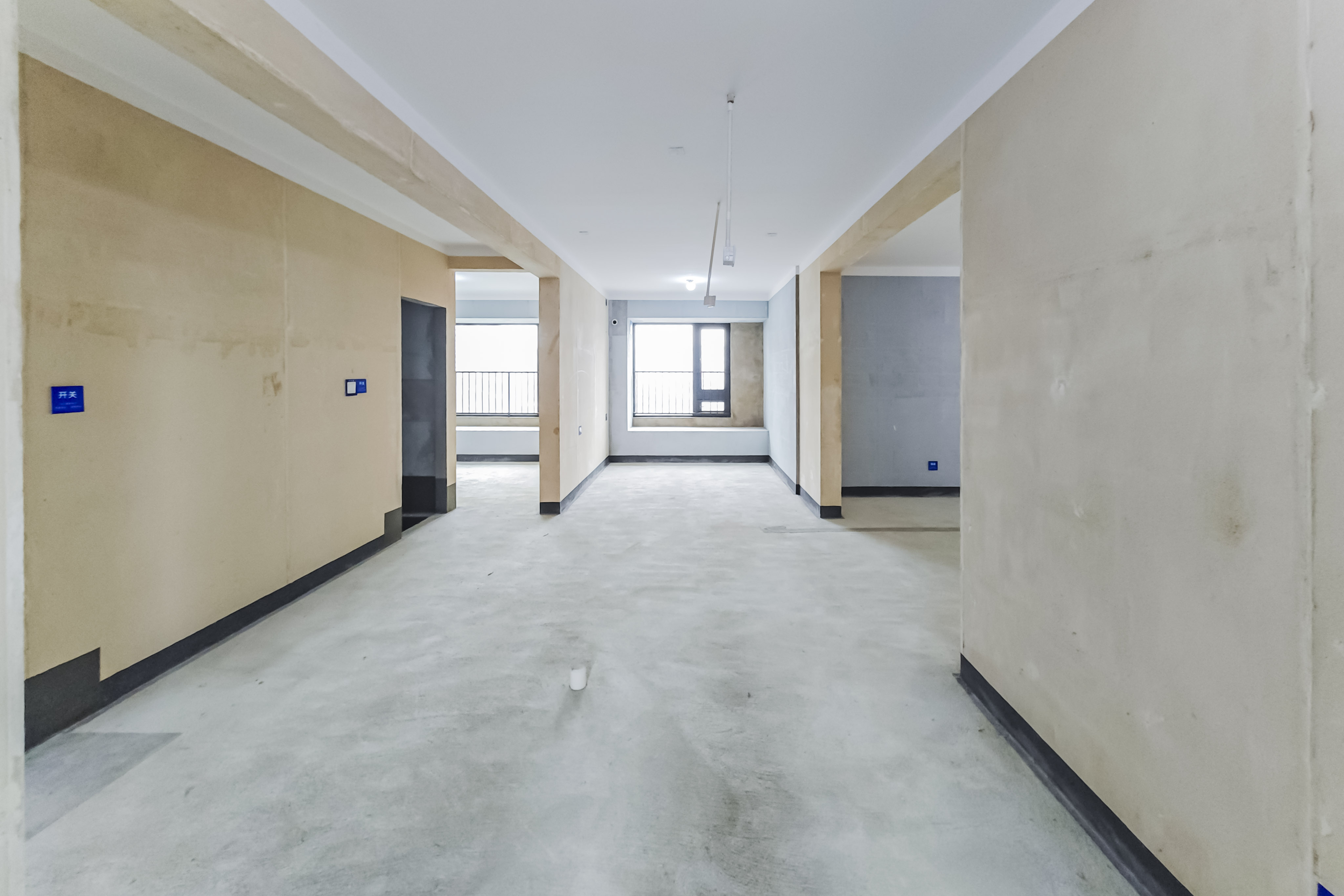 建发玖洲观澜  4室2厅2卫   210.00万其他