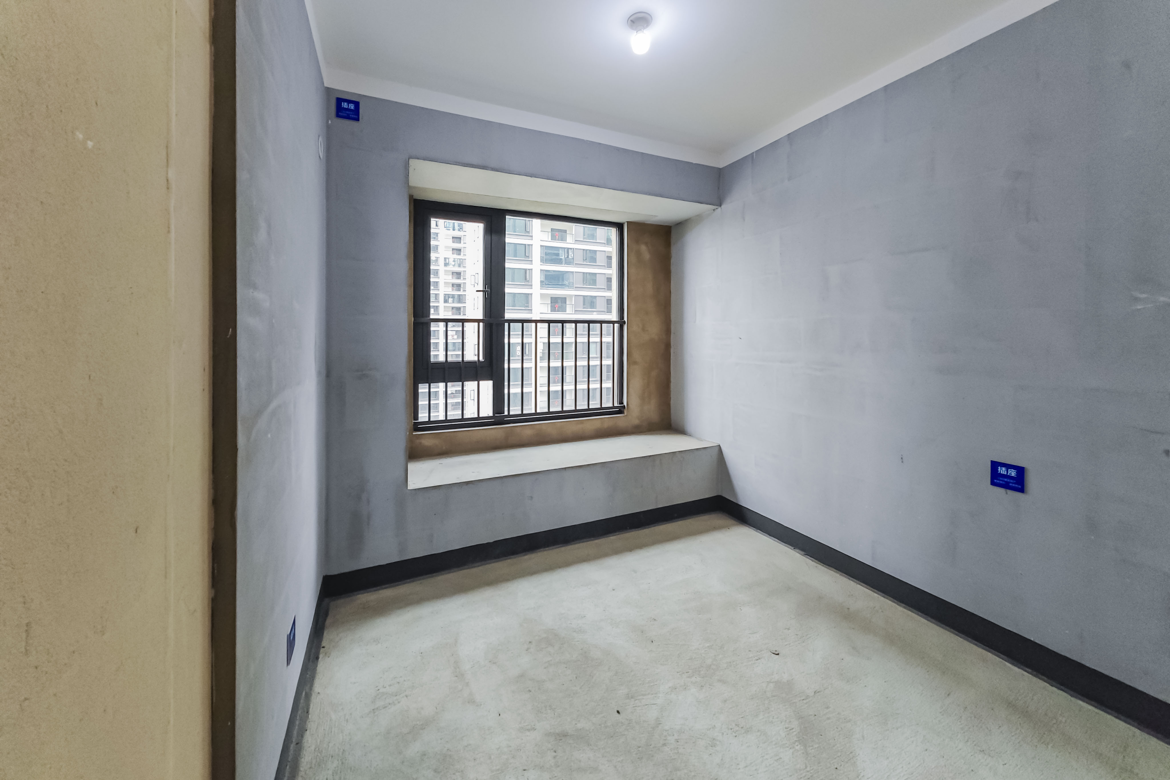 建发玖洲观澜  4室2厅2卫   210.00万其他