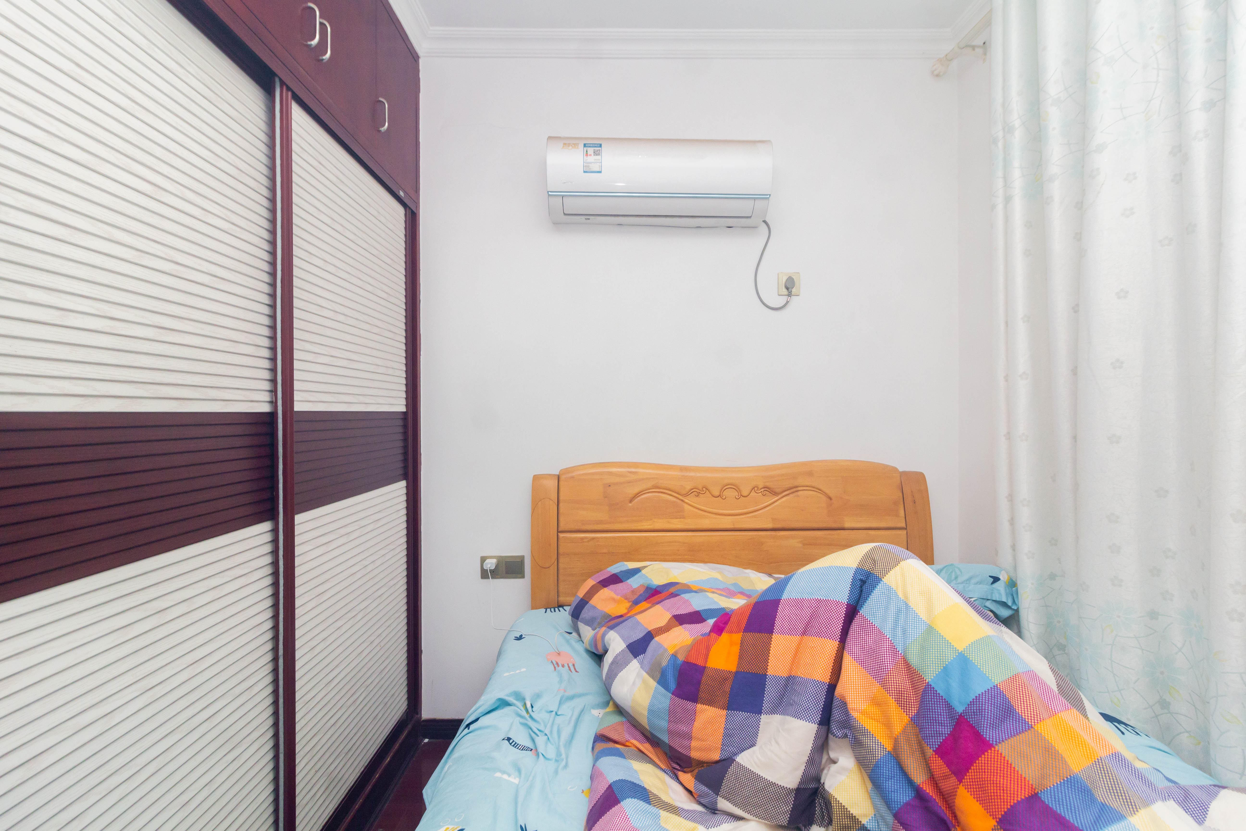 佳美紫郡 3室2厅1卫 55.0万 佳美紫郡 3室2厅1卫 55.0万卧室