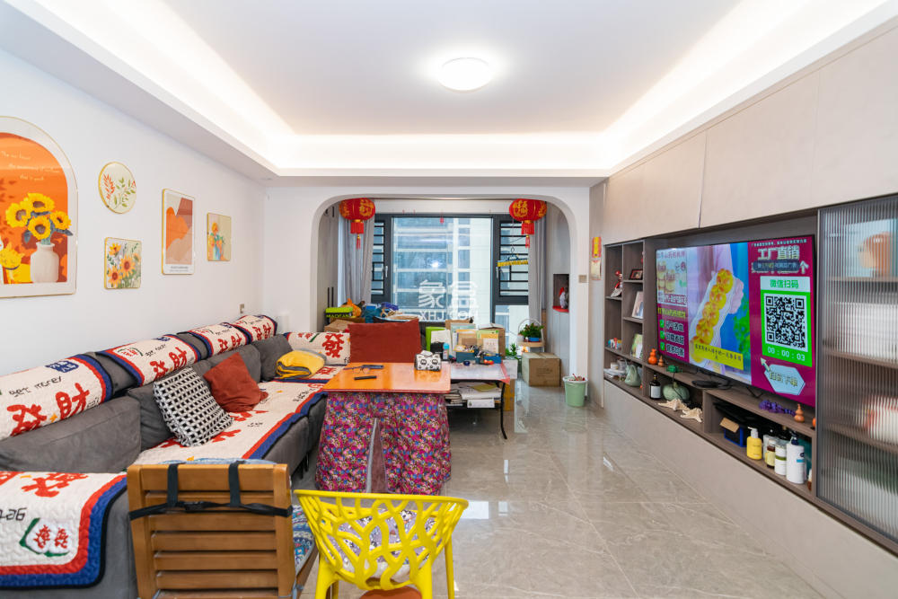 阳光城联利悦澜府  4室2厅2卫    135.0万