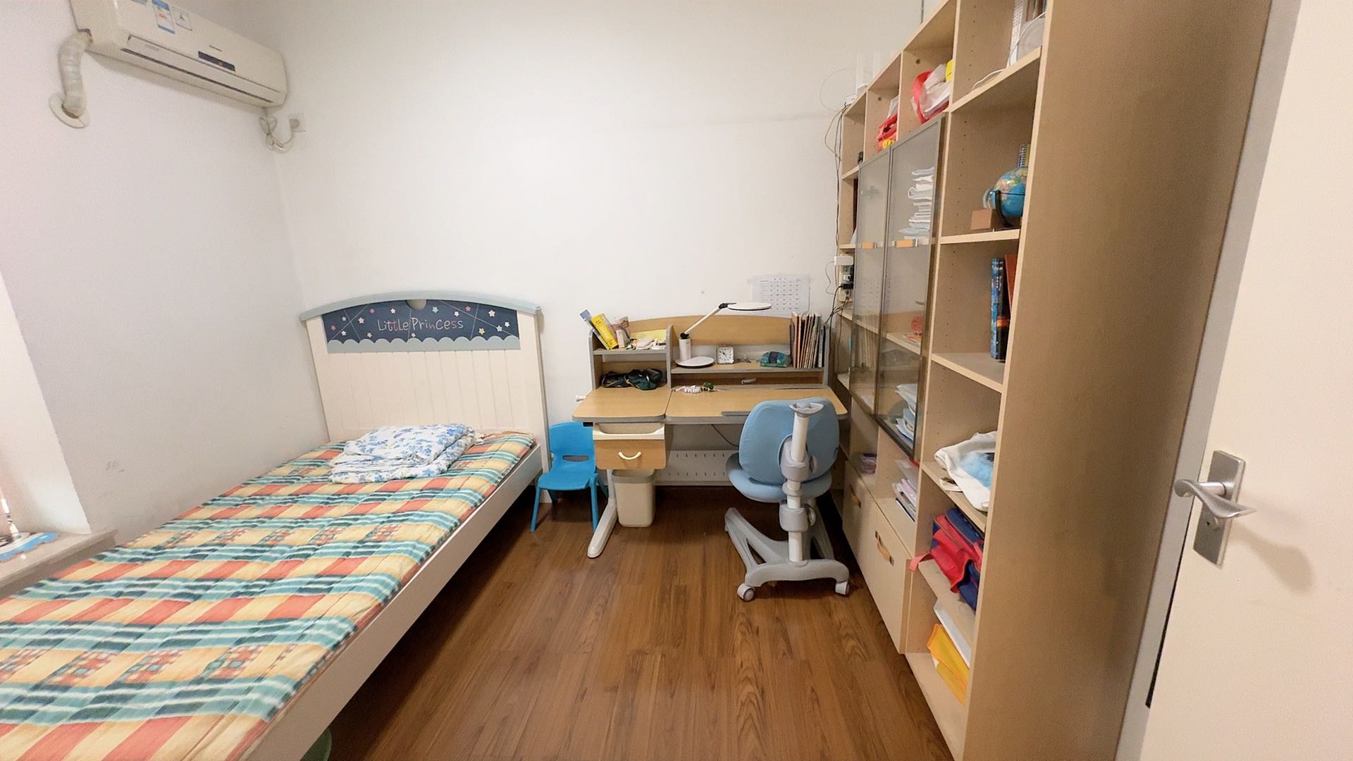 西域名邸  3室2厅2卫    66.8万 西域名邸  3室2厅2卫    66.8万室内图