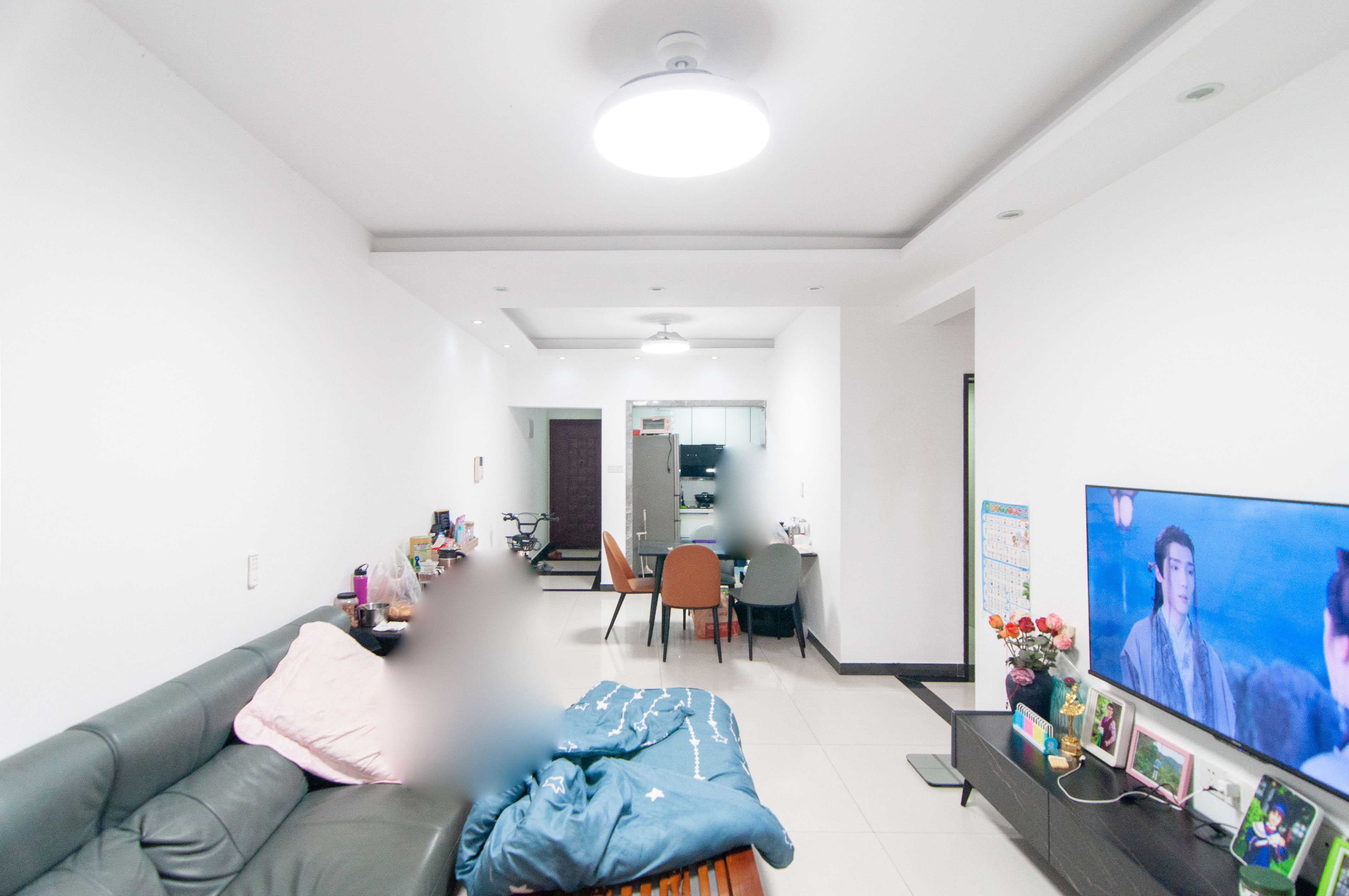 高鑫麓城 3室2厅1卫 88.0万 高鑫麓城 3室2厅1卫 88.0万客厅