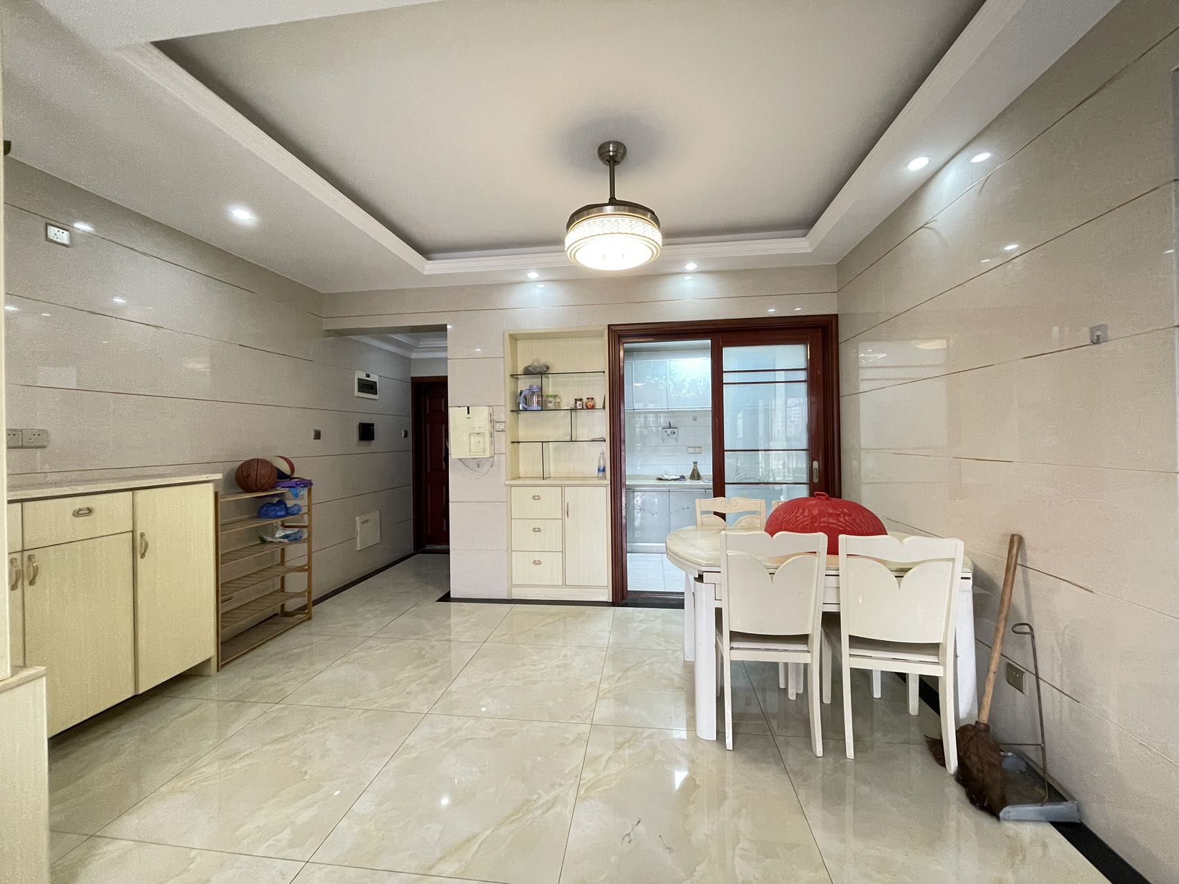 康桥美郡 3室2厅2卫 67.8万 康桥美郡 3室2厅2卫 67.8万室内图