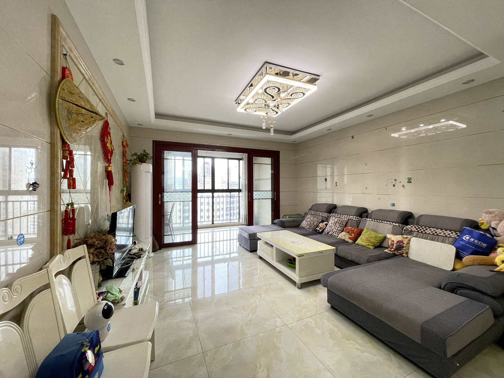 康桥美郡 3室2厅2卫 67.8万 康桥美郡 3室2厅2卫 67.8万室内图