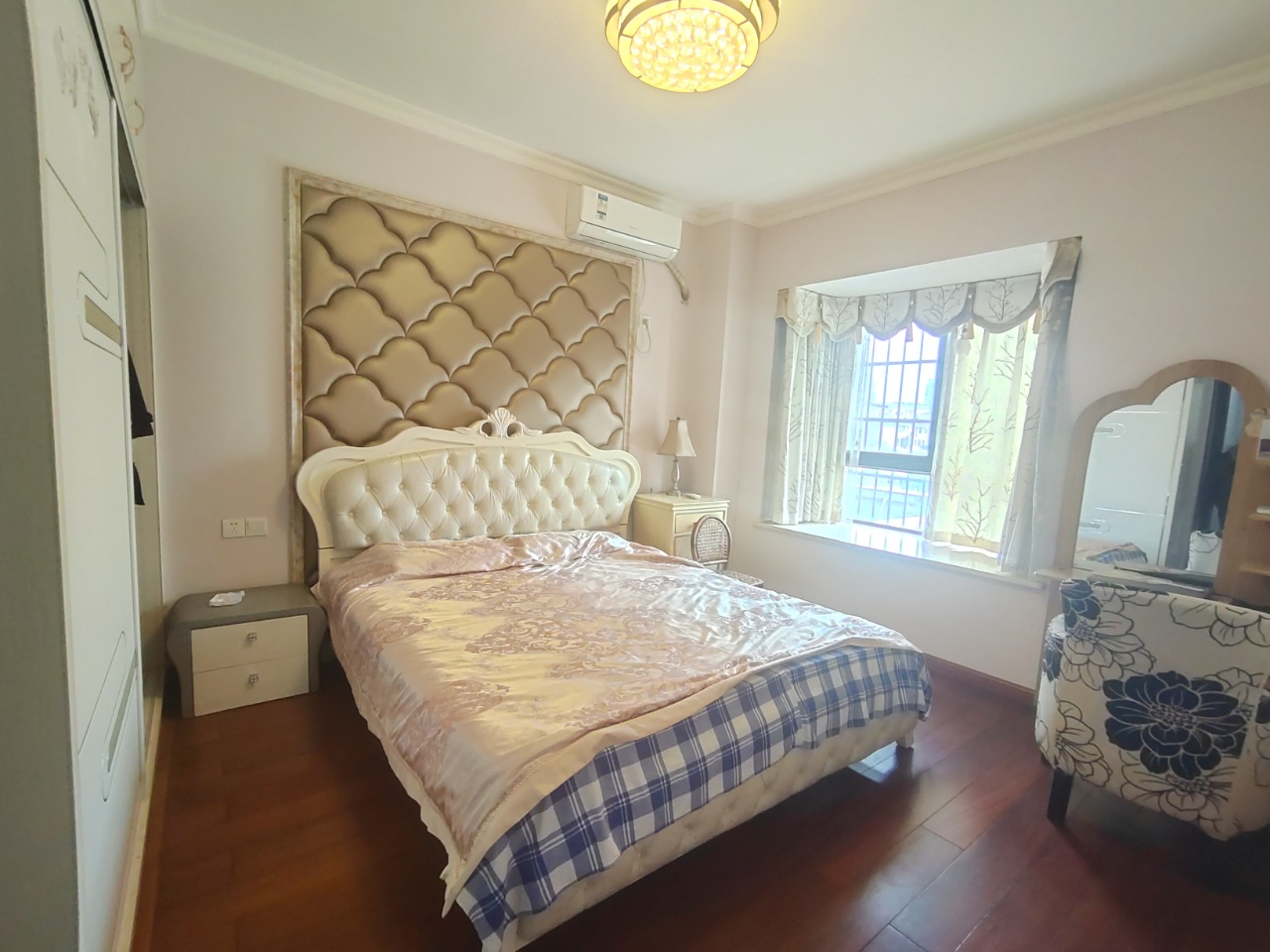 文化园三期 3室2厅2卫 65.0万 文化园三期 3室2厅2卫 65.0万室内图