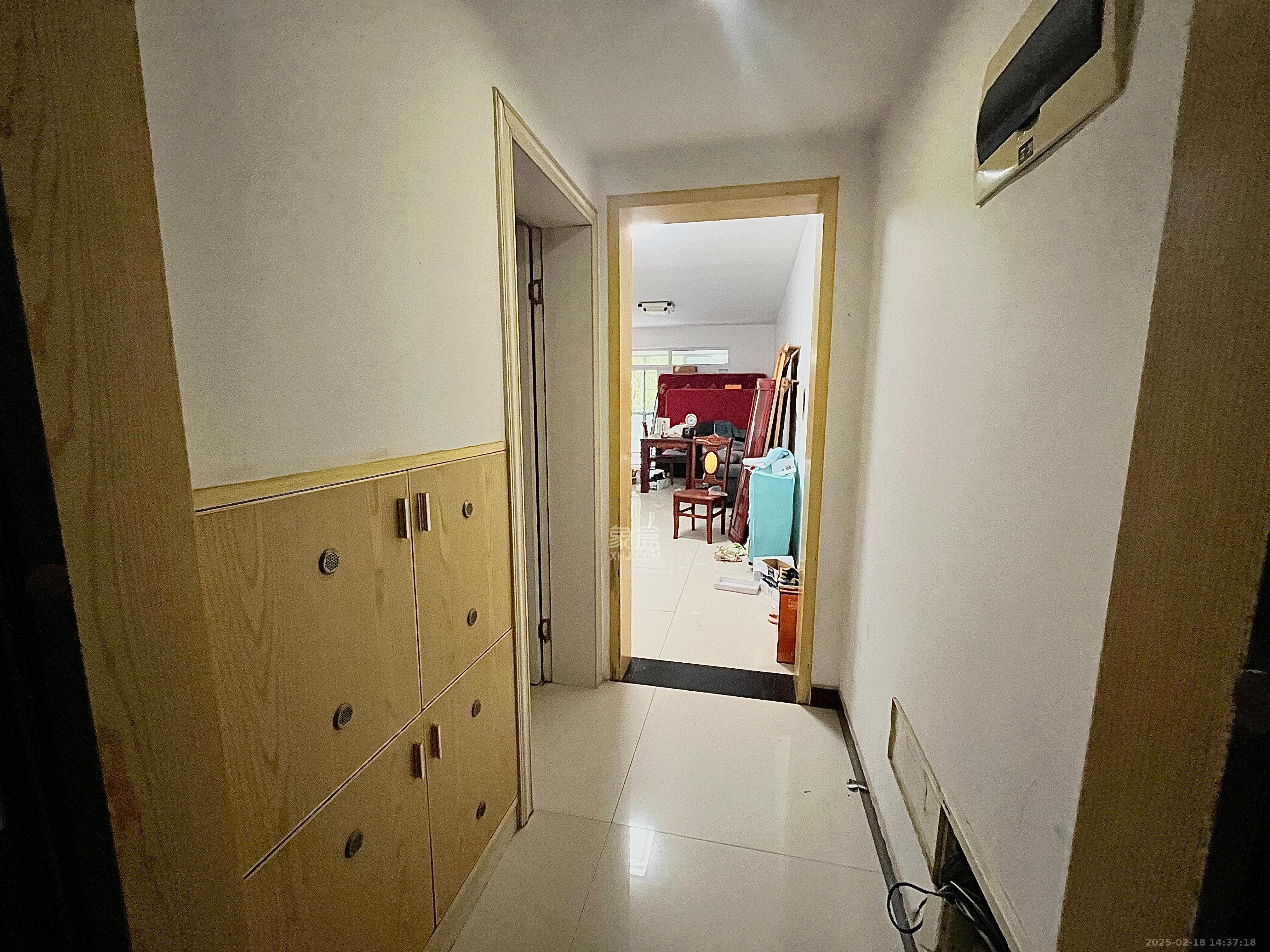 筑梦佳园 4室2厅2卫 2200.0元/月 筑梦佳园 4室2厅2卫 2200.0元/月室内图