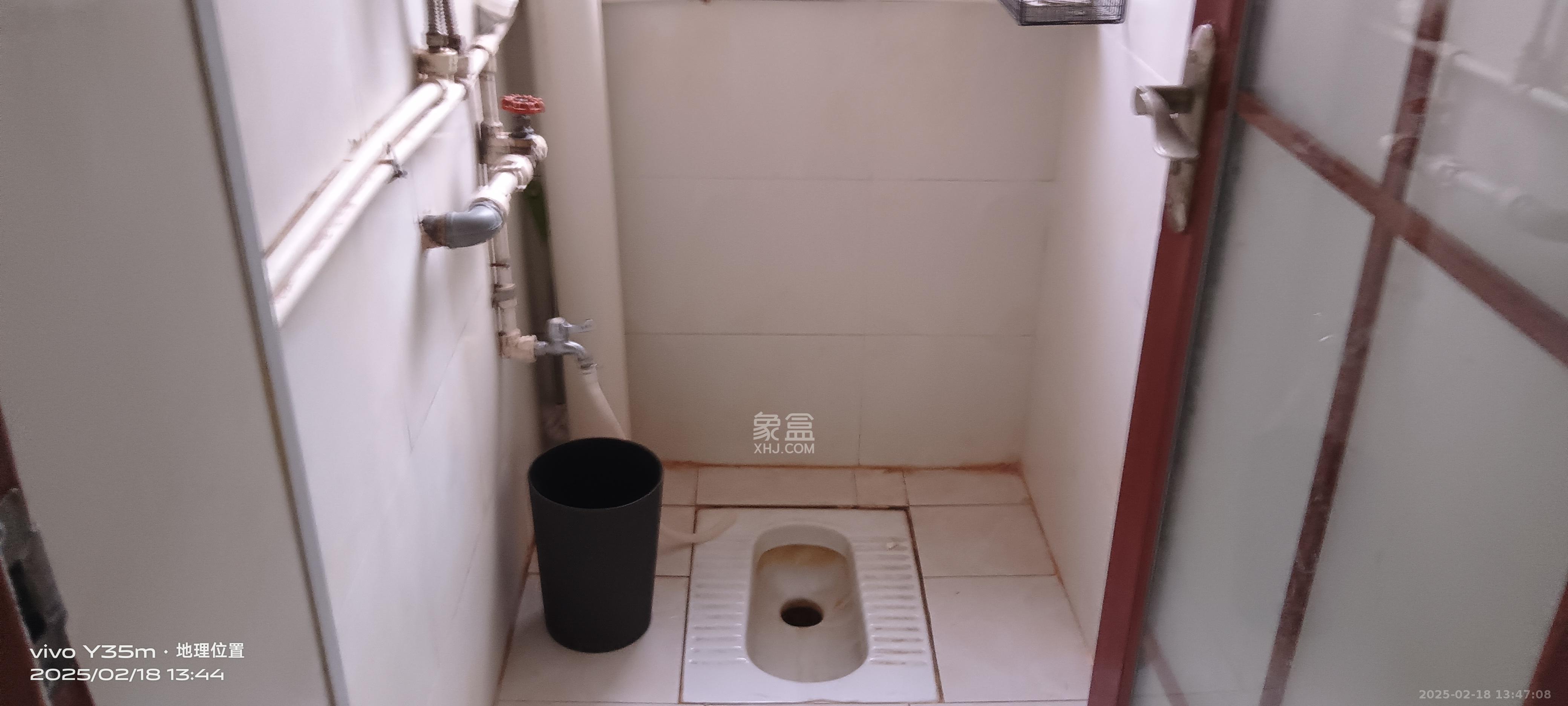 东风路新二村  2室1厅1卫   1500.00元/月室内图