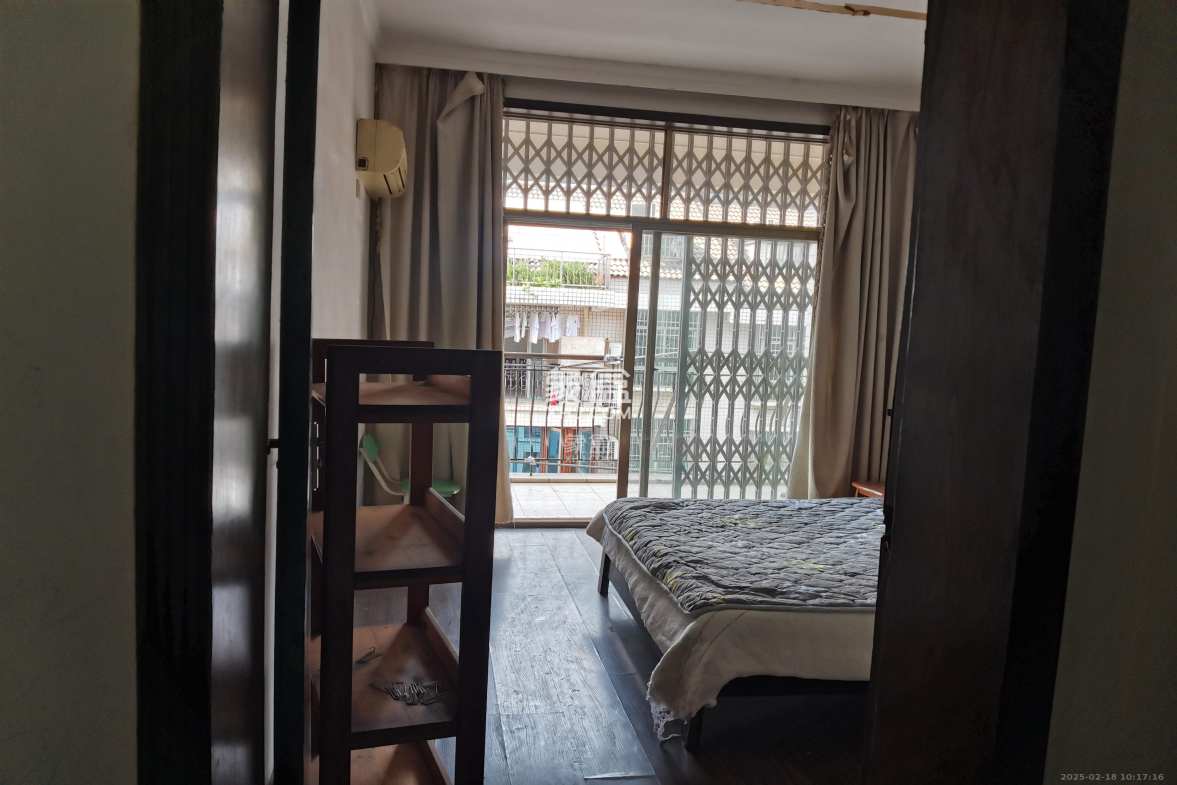 高升小区 3室2厅1卫 1800.0元/月 高升小区 3室2厅1卫 1800.0元/月室内图