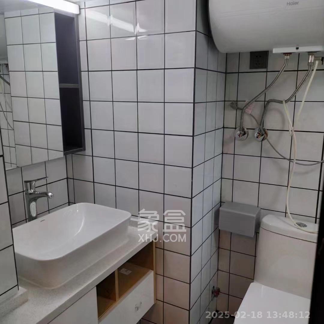 绿地长沙城际空间站(绿地新里佳苑) 1室0厅0卫 2000.0元/月 绿地长沙城际空间站(绿地新里佳苑) 1室0厅0卫 2000.0元/月室内图