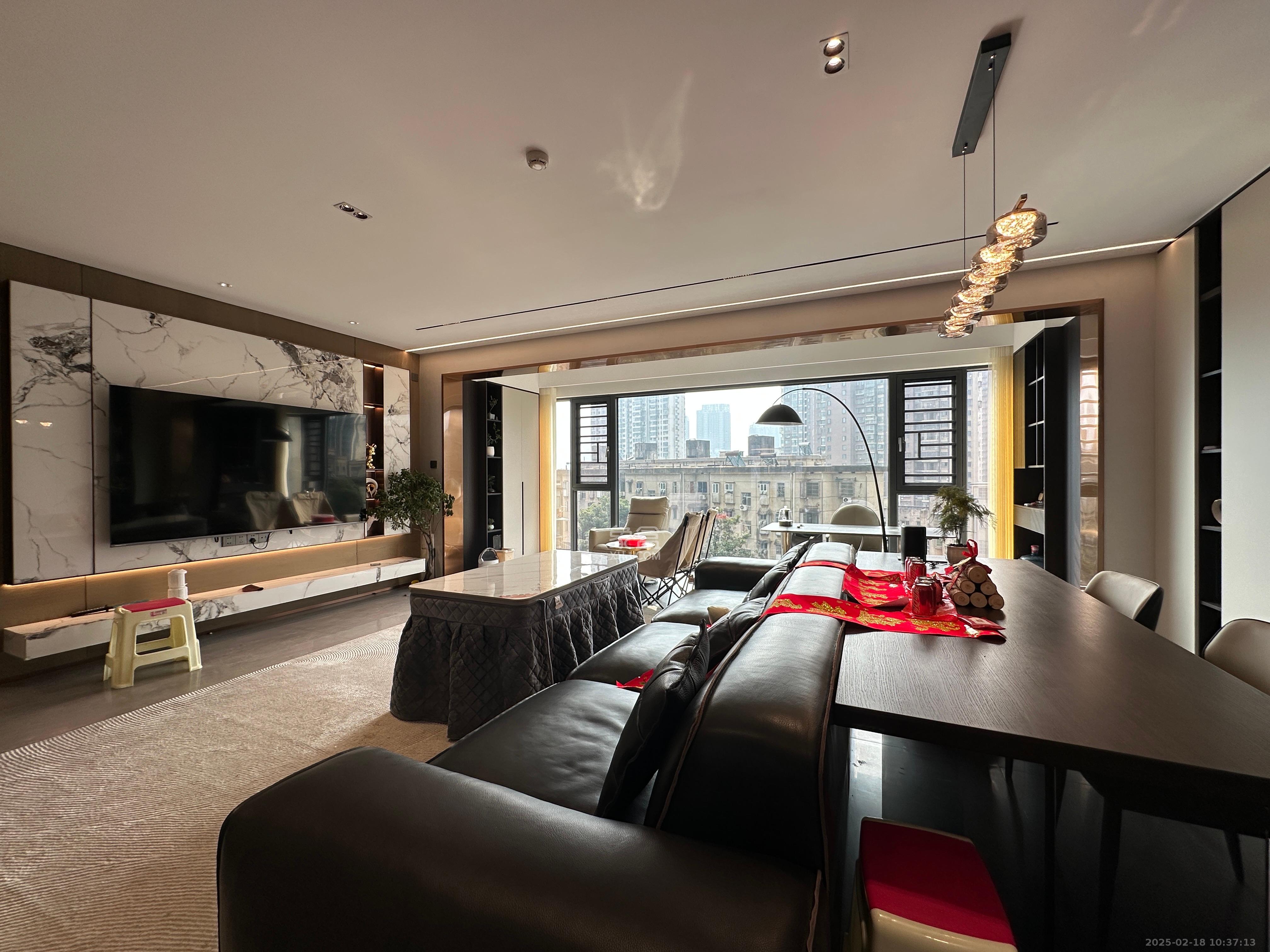 长沙悦府（华润万象城）  3室2厅3卫    10800.0元/月室内图