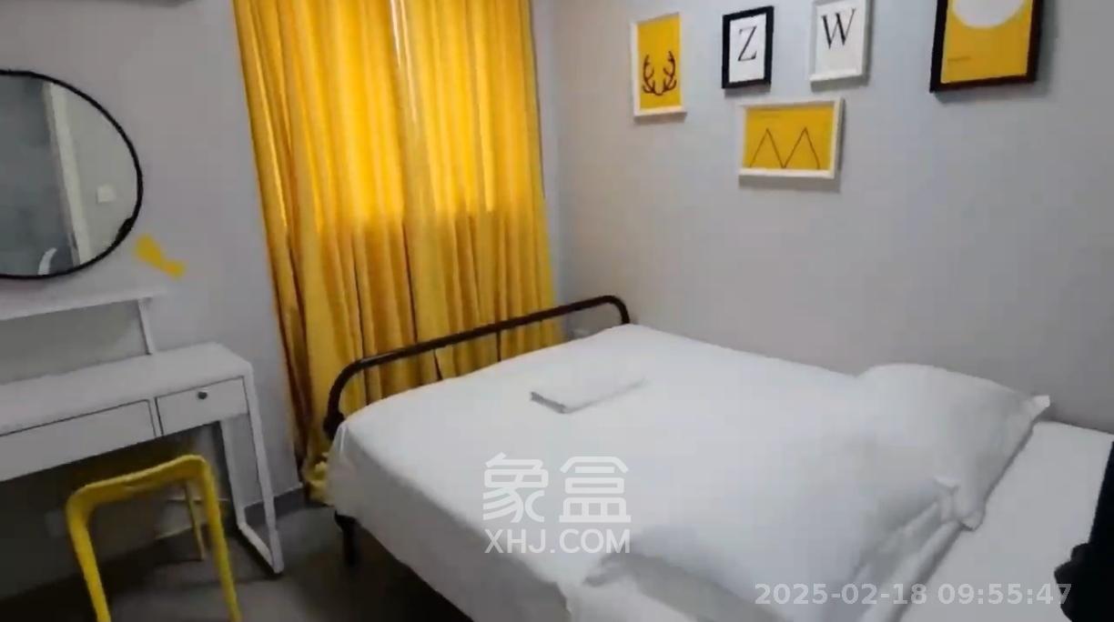 新青年公寓  1室1厅1卫   2300.00元/月室内图