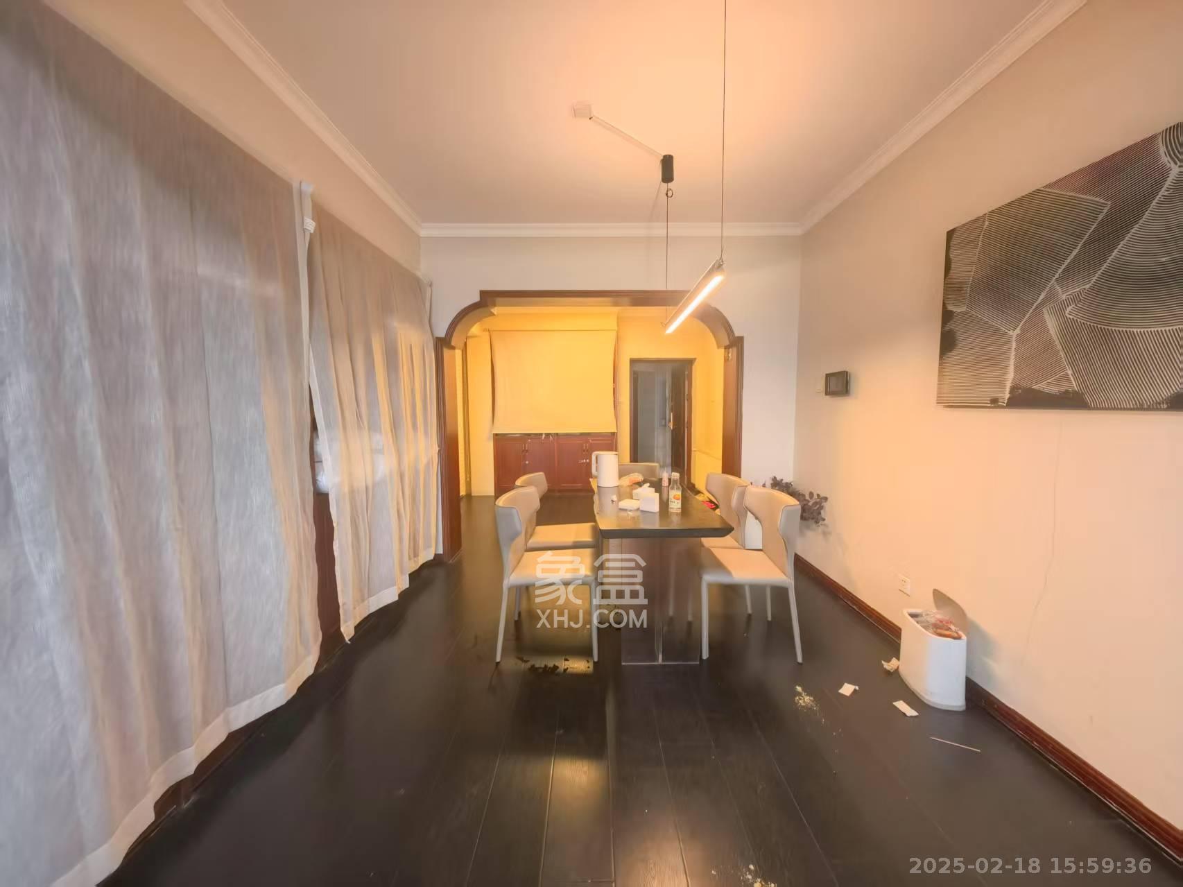 潮宗御苑 3室2厅1卫 8000.0元/月 潮宗御苑 3室2厅1卫 8000.0元/月室内图