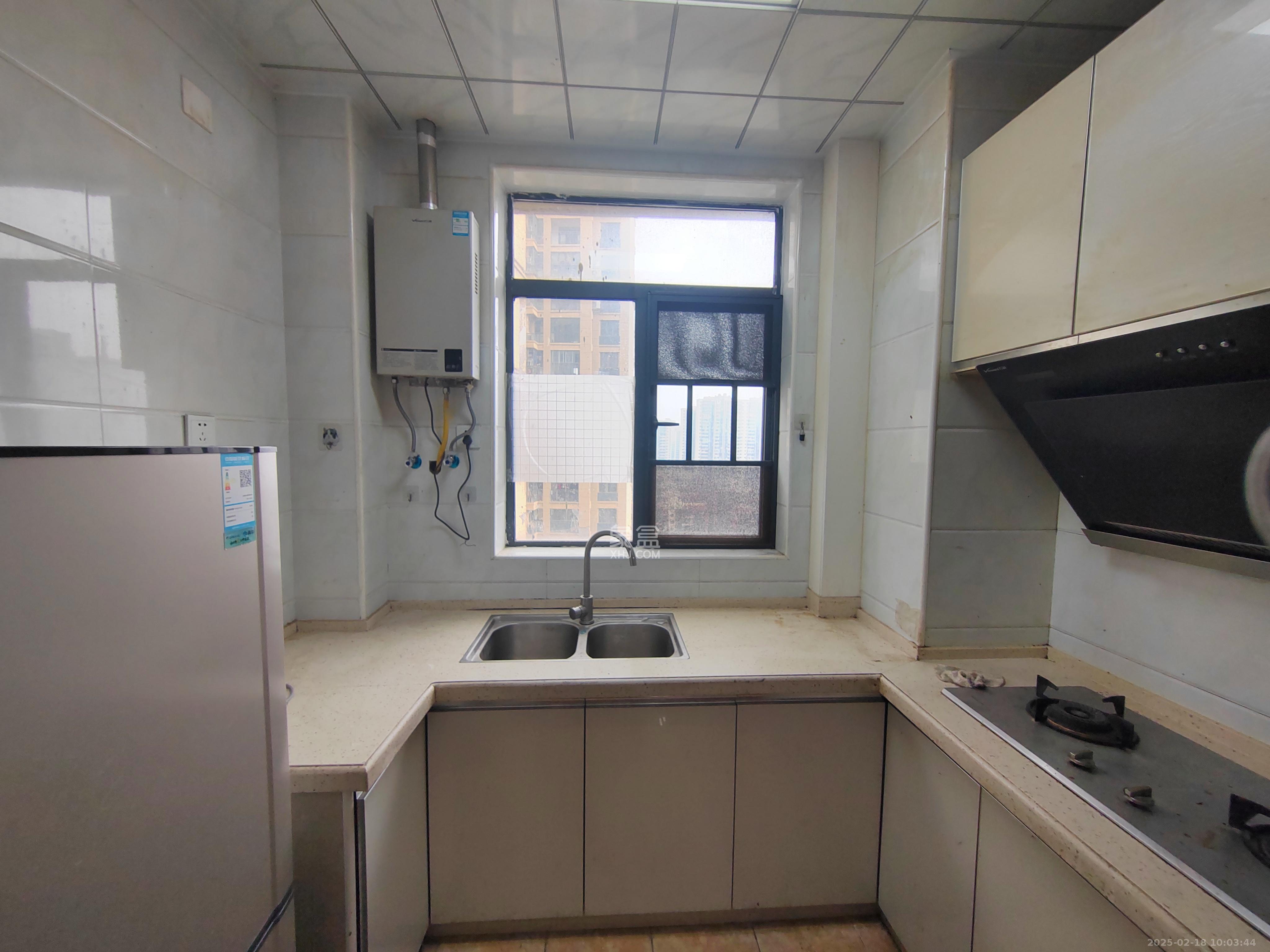 澳海澜庭  3室2厅1卫    1800.0元/月 澳海澜庭  3室2厅1卫    1800.0元/月室内图