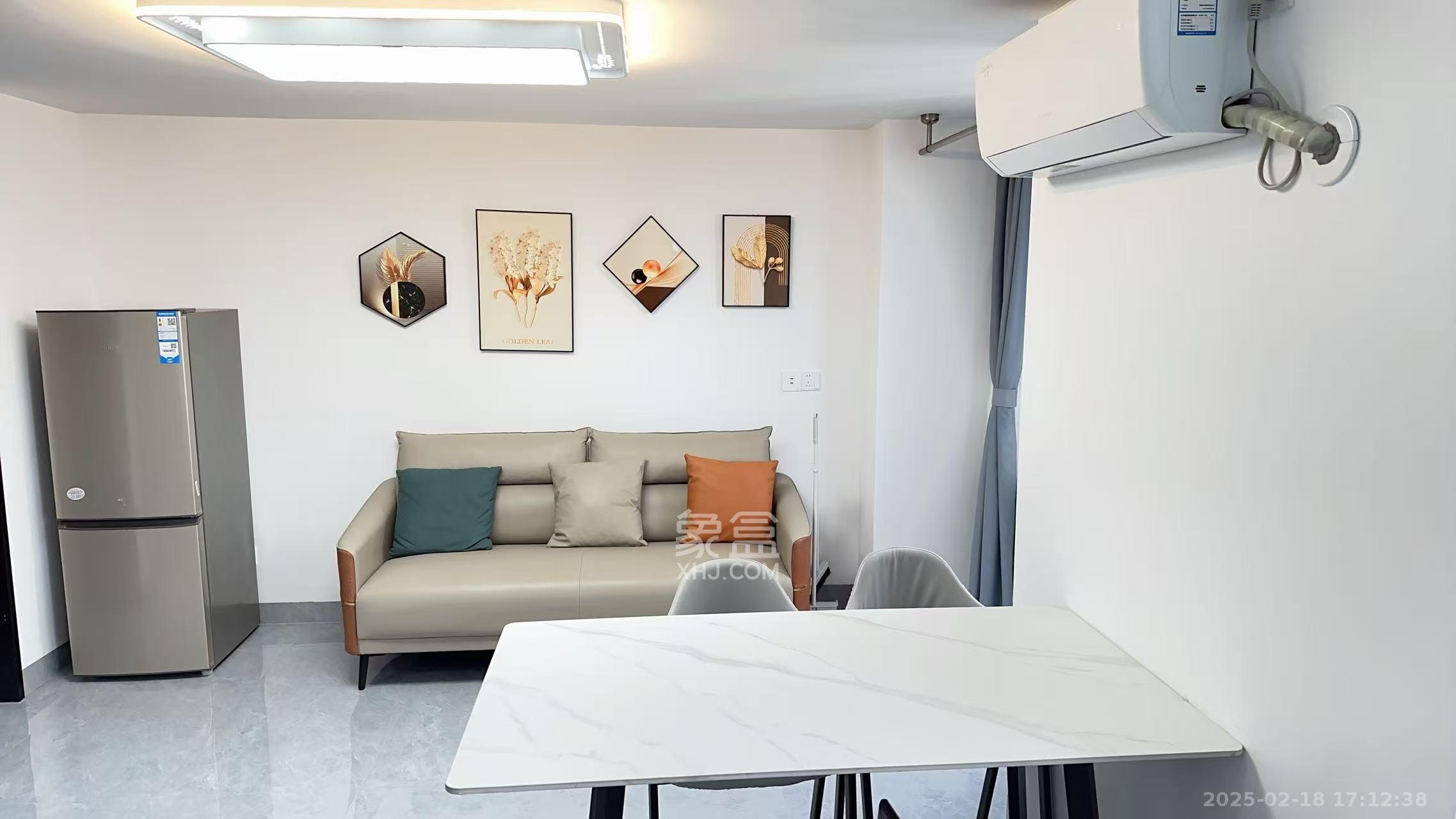 新城悦隽公园  1室0厅0卫    1800.0元/月 新城悦隽公园  1室0厅0卫    1800.0元/月室内图