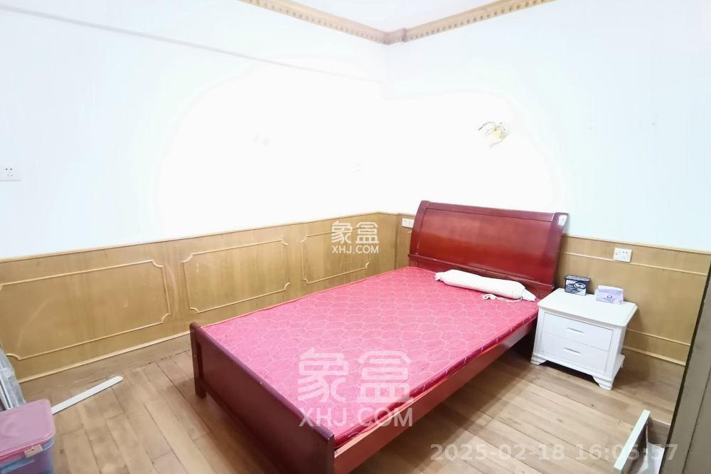 东塘工商银行宿舍 2室2厅1卫 2000.0元/月 东塘工商银行宿舍 2室2厅1卫 2000.0元/月室内图