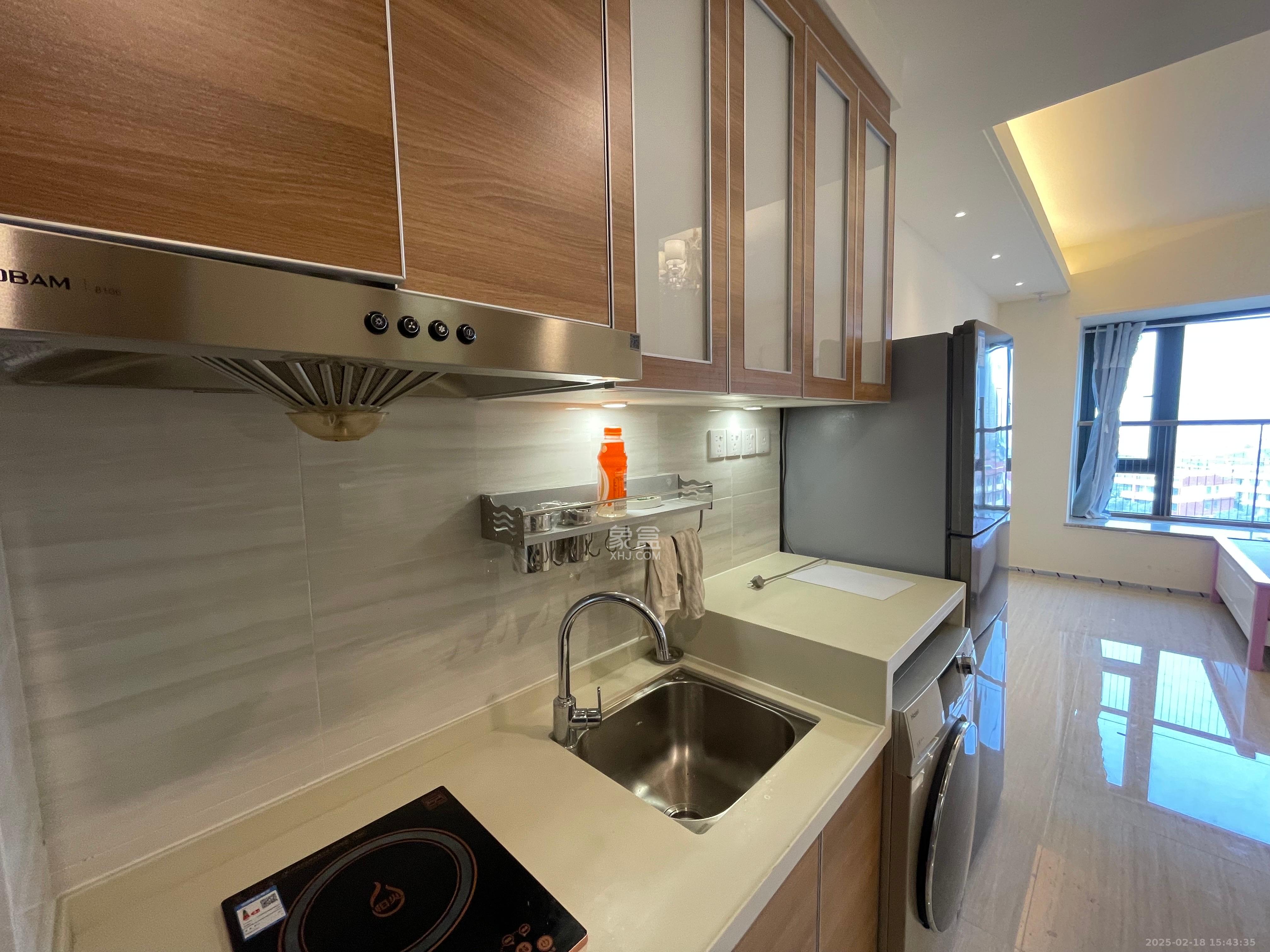 恒大清澜苑(恒大御景半岛四期) 1室0厅1卫 1600.0元/月 恒大清澜苑(恒大御景半岛四期) 1室0厅1卫 1600.0元/月室内图