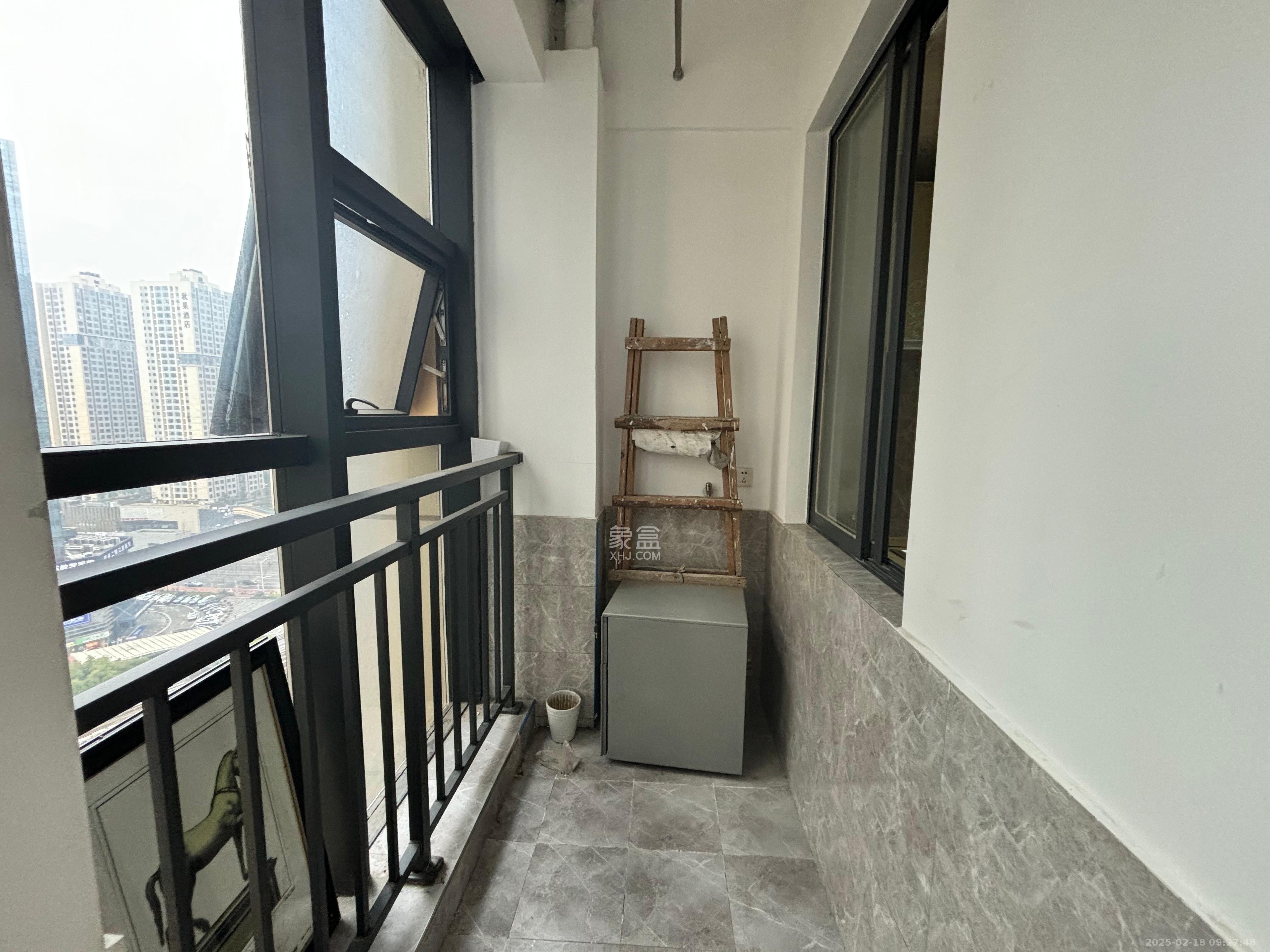 万坤图财富广场 1室1厅1卫 2000.0元/月 万坤图财富广场 1室1厅1卫 2000.0元/月室内图