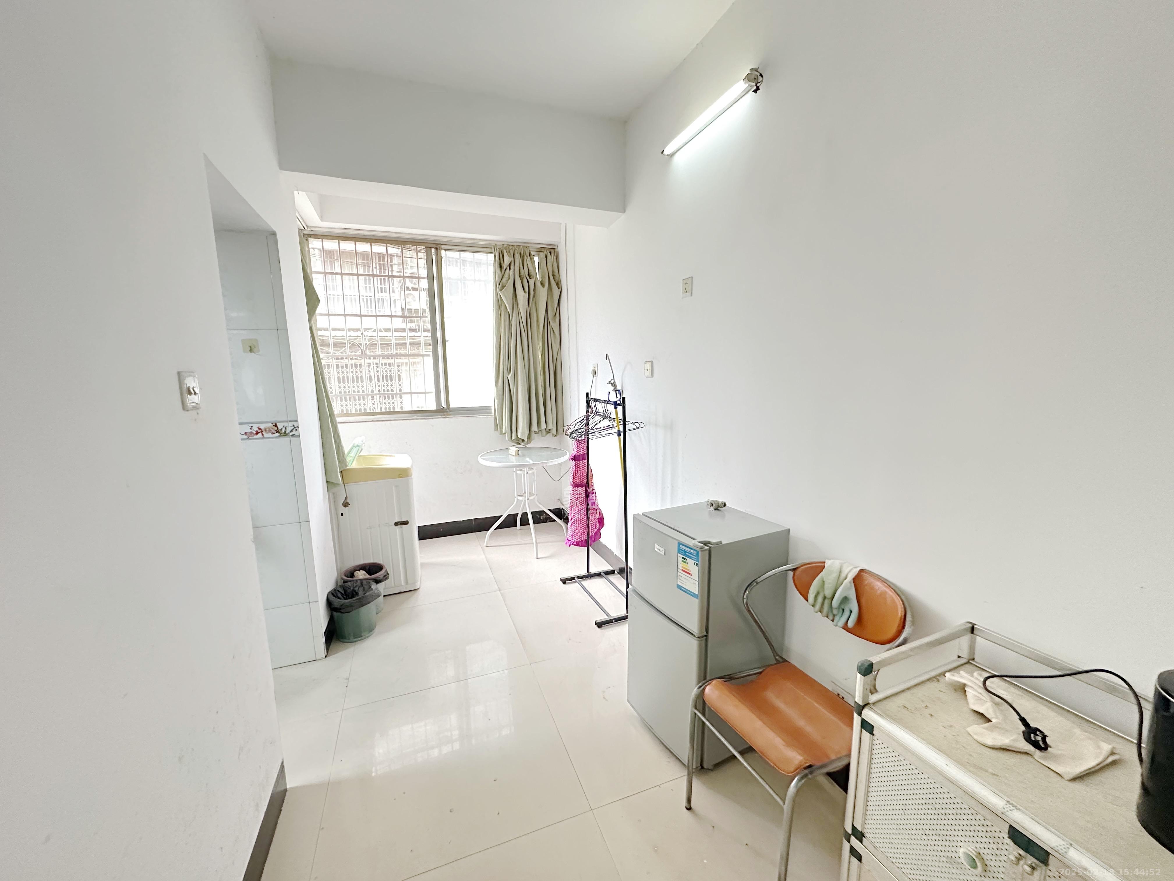 锦绣华庭 1室1厅1卫 700.0元/月 锦绣华庭 1室1厅1卫 700.0元/月室内图