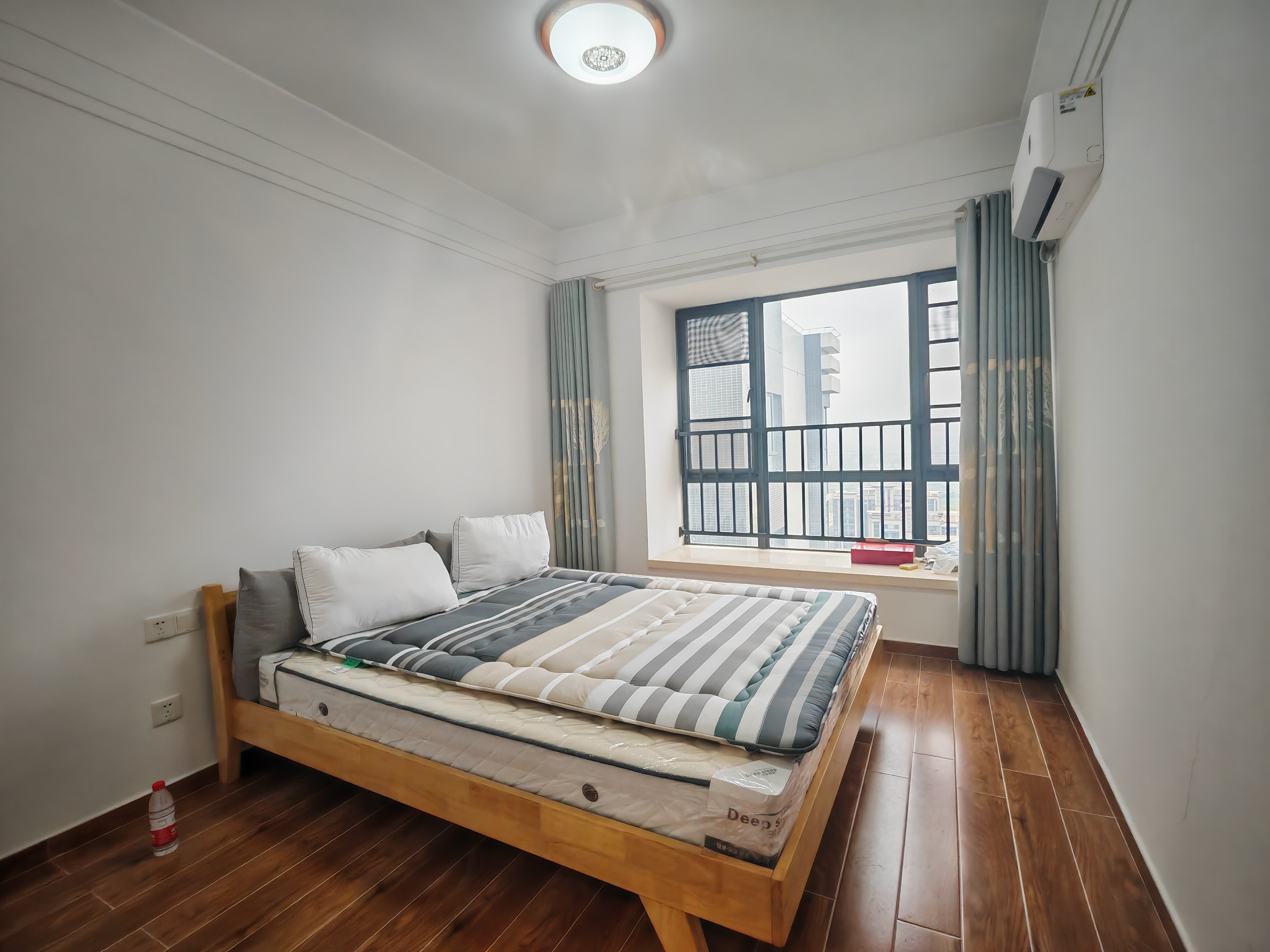 星华海岸城一期 3室2厅2卫 200.0万 星华海岸城一期 3室2厅2卫 200.0万室内图