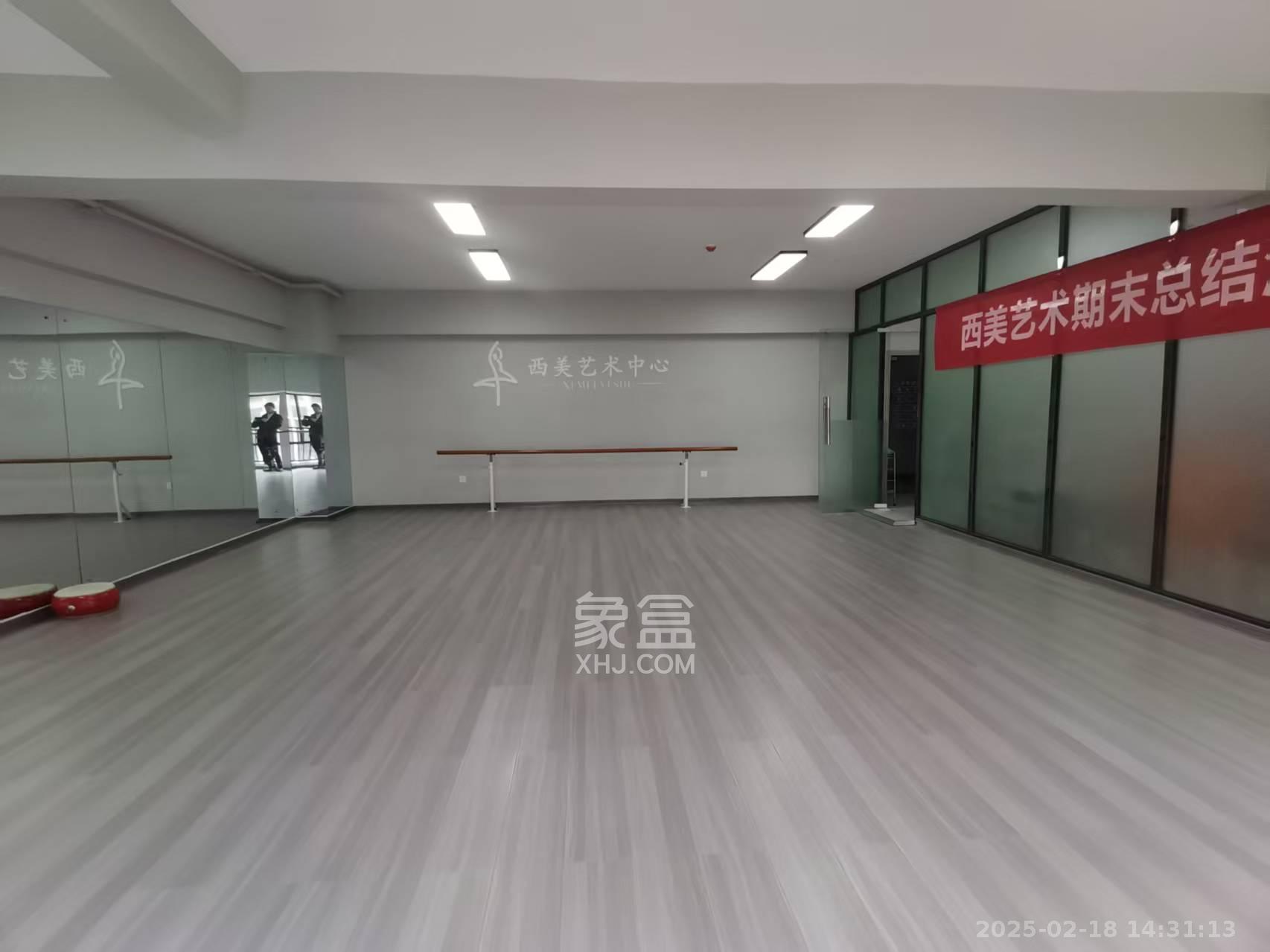 中建芙蓉嘉苑 1室1厅1卫 3000.0元/月 中建芙蓉嘉苑 1室1厅1卫 3000.0元/月室内图