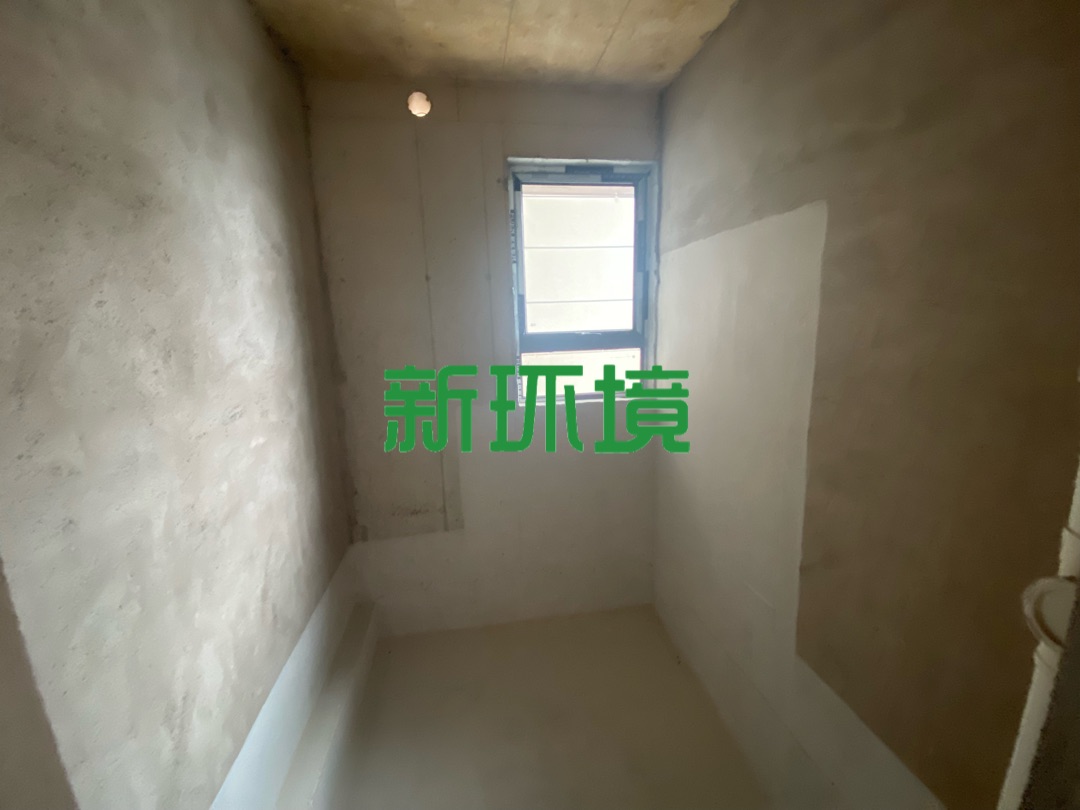 荣盛花语书苑 4室2厅2卫 84.80万 荣盛花语书苑 4室2厅2卫 84.80万客厅