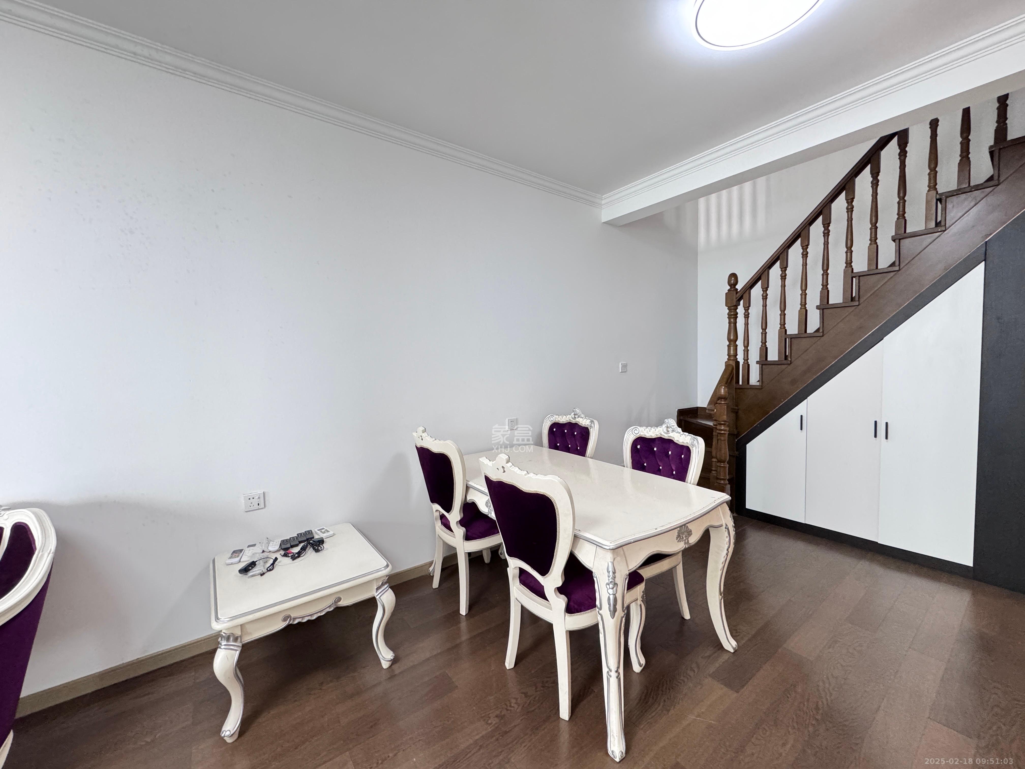 保利天禧C区 3室2厅2卫 6000.0元/月 保利天禧C区 3室2厅2卫 6000.0元/月室内图