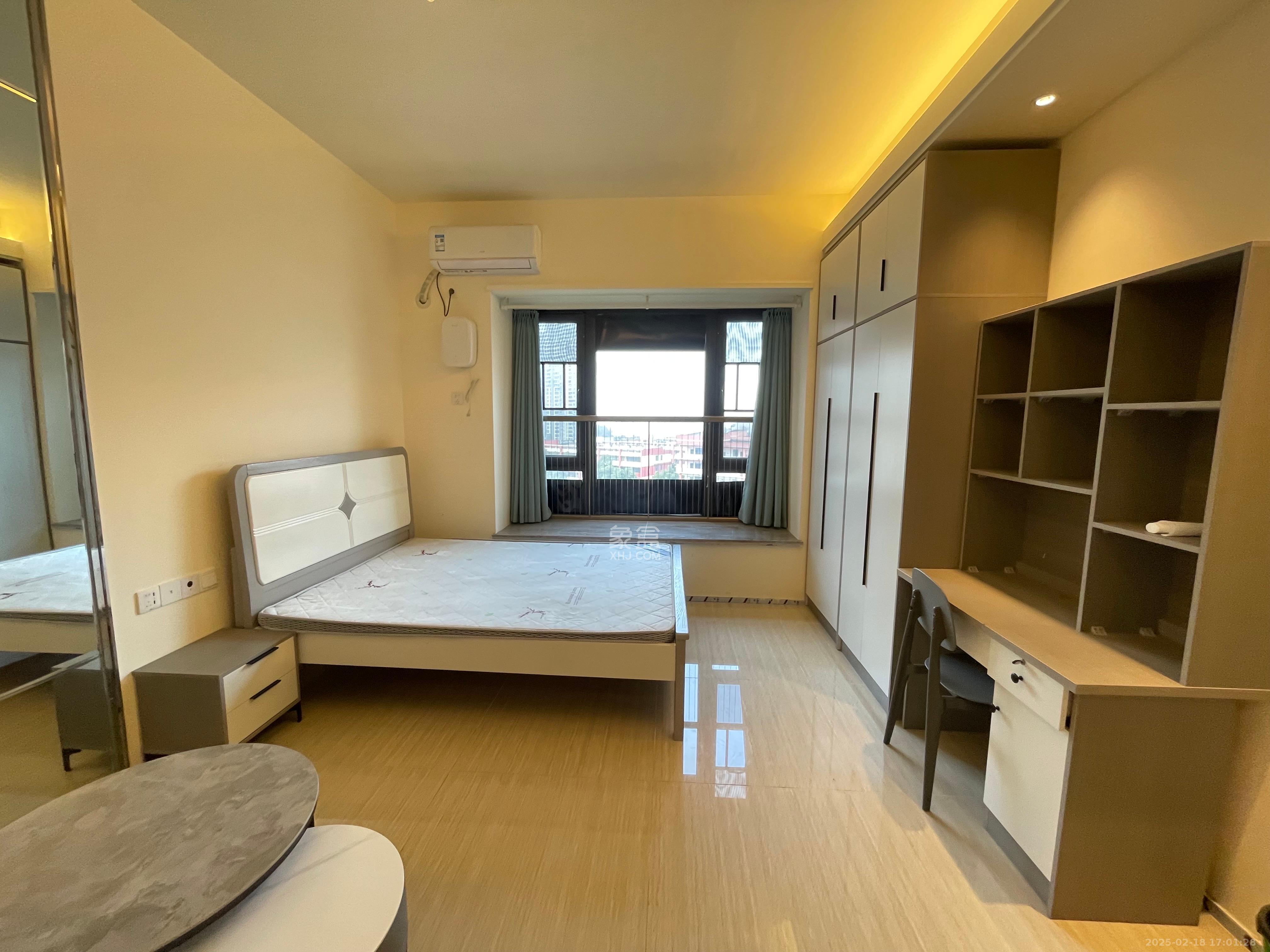 恒大清澜苑(恒大御景半岛四期) 1室1厅1卫 1500.0元/月 恒大清澜苑(恒大御景半岛四期) 1室1厅1卫 1500.0元/月室内图