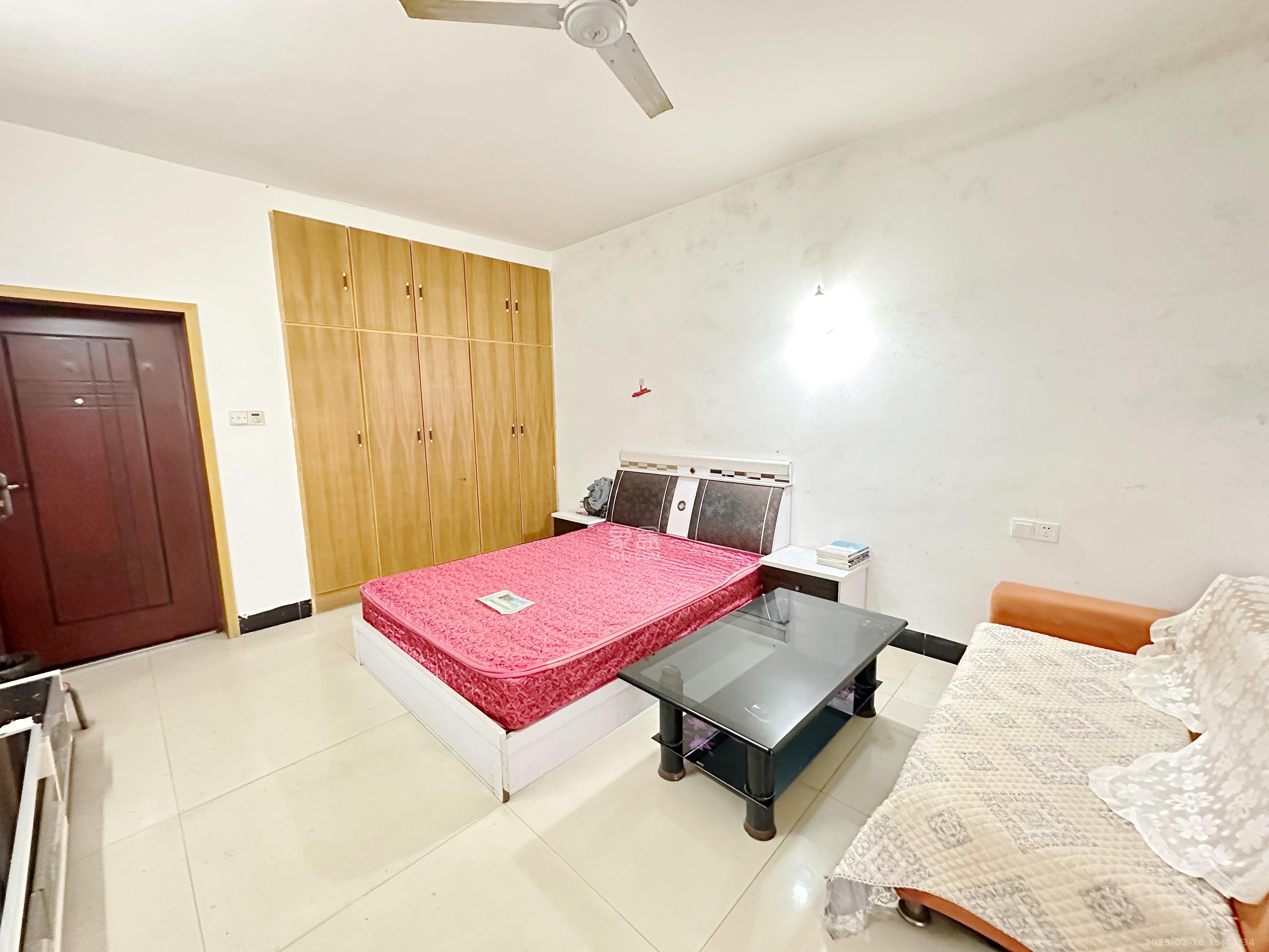 锦绣华庭 1室1厅1卫 700.0元/月 锦绣华庭 1室1厅1卫 700.0元/月室内图