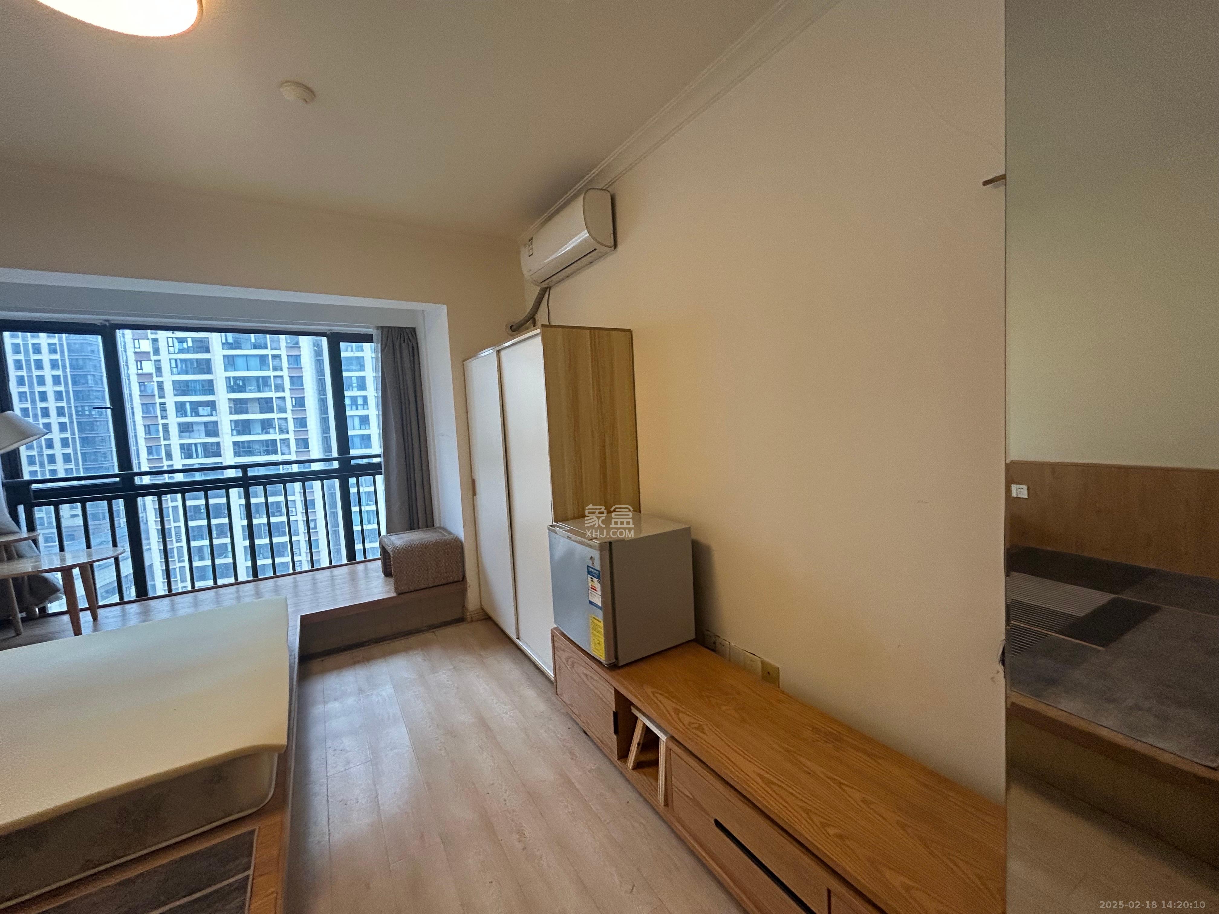 五江天街北区 1室1厅1卫 1400.0元/月 五江天街北区 1室1厅1卫 1400.0元/月室内图